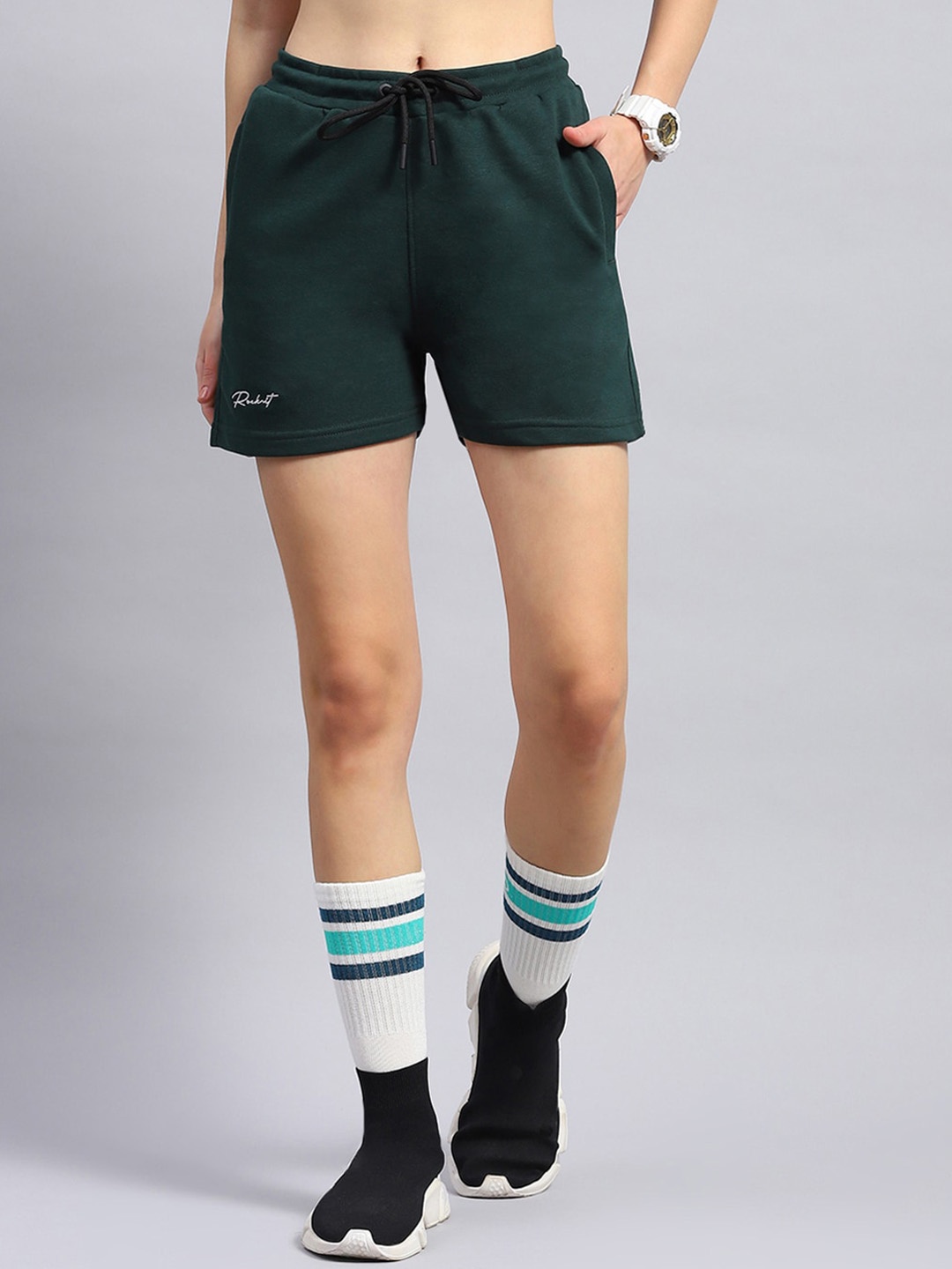 

rock.it Women Mid Rise Cotton Sports Shorts, Green