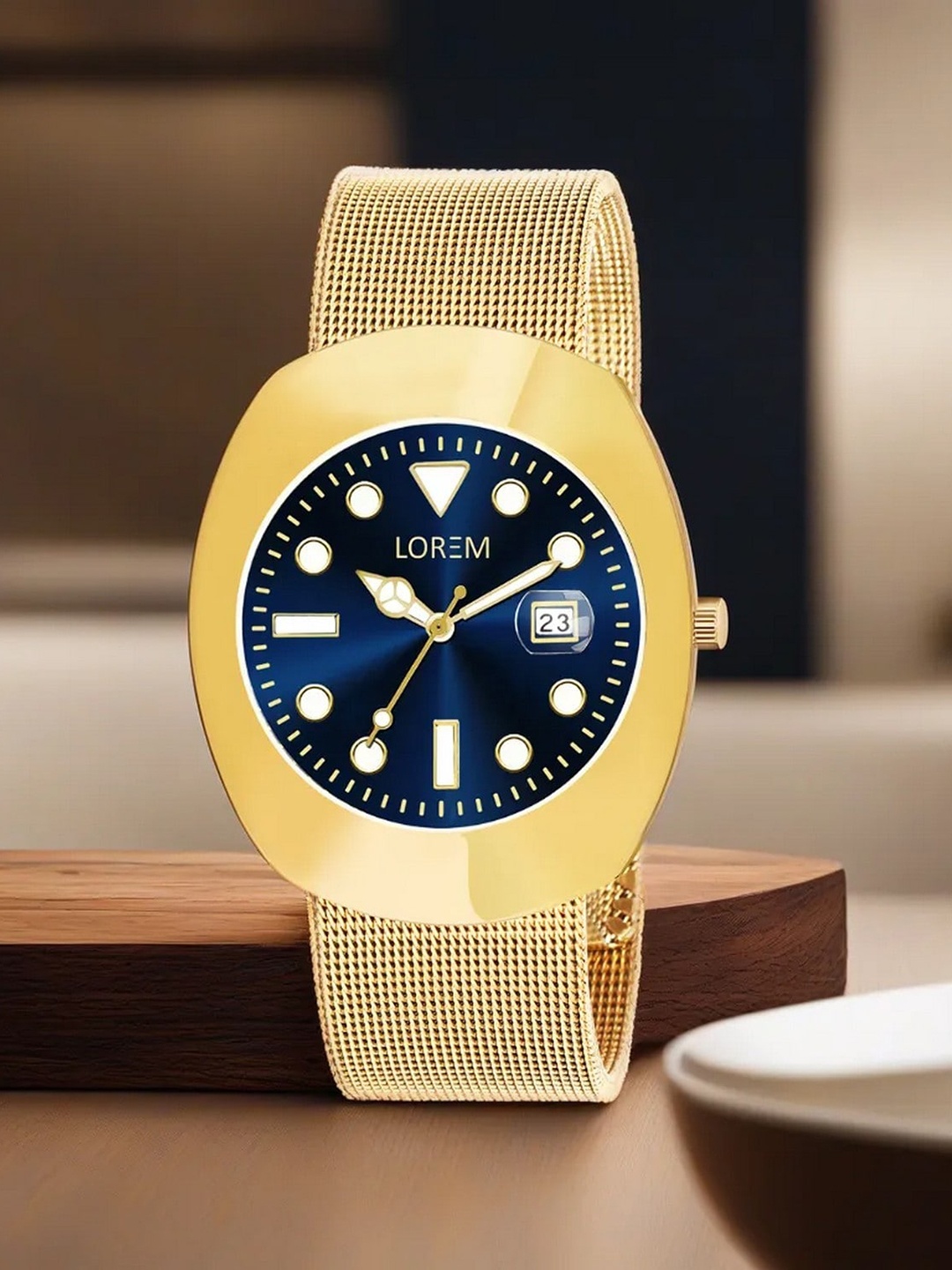 

LOREM Men Embellished Stainless Steel Bracelet Style Straps Analogue Watch LR139-A, Blue