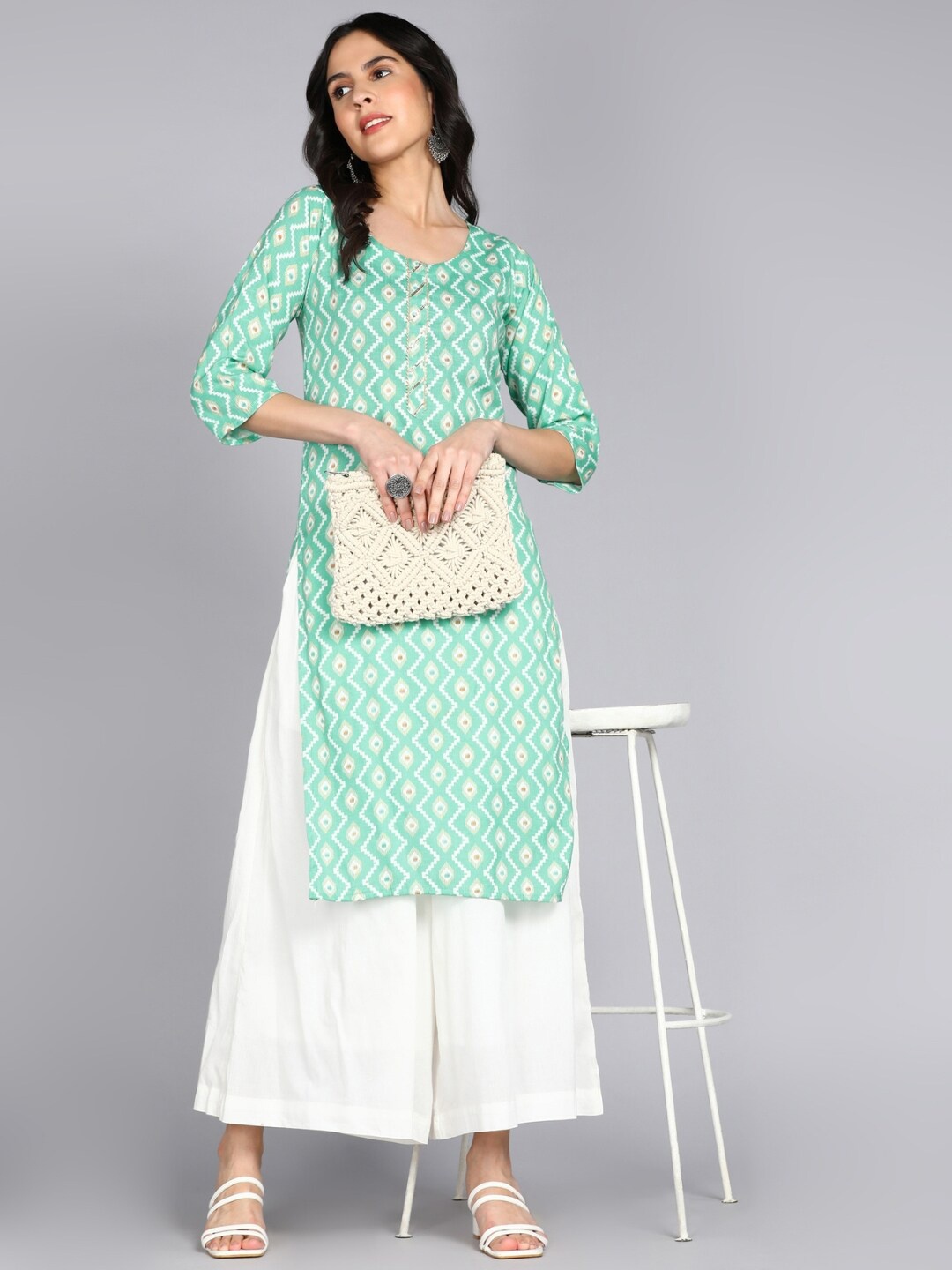 

ftDiva Ethnic Motifs Printed Round Neck Straight Kurta, Sea green