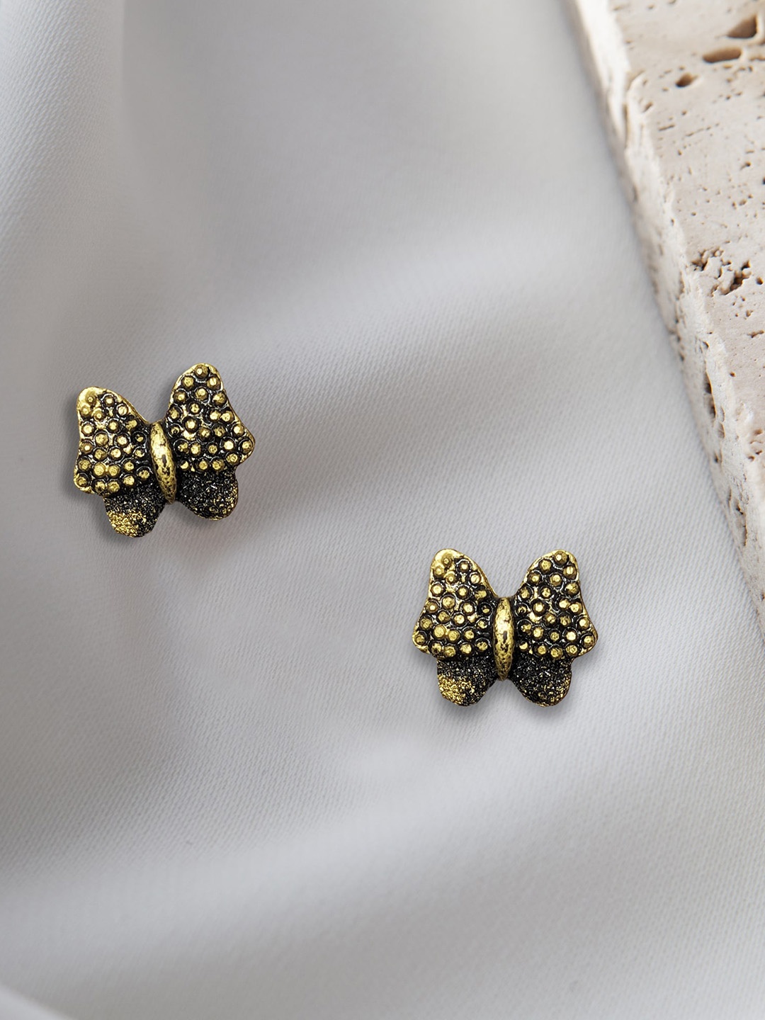 

Comet Busters Metal Butterfly Studs Earrings, Gold