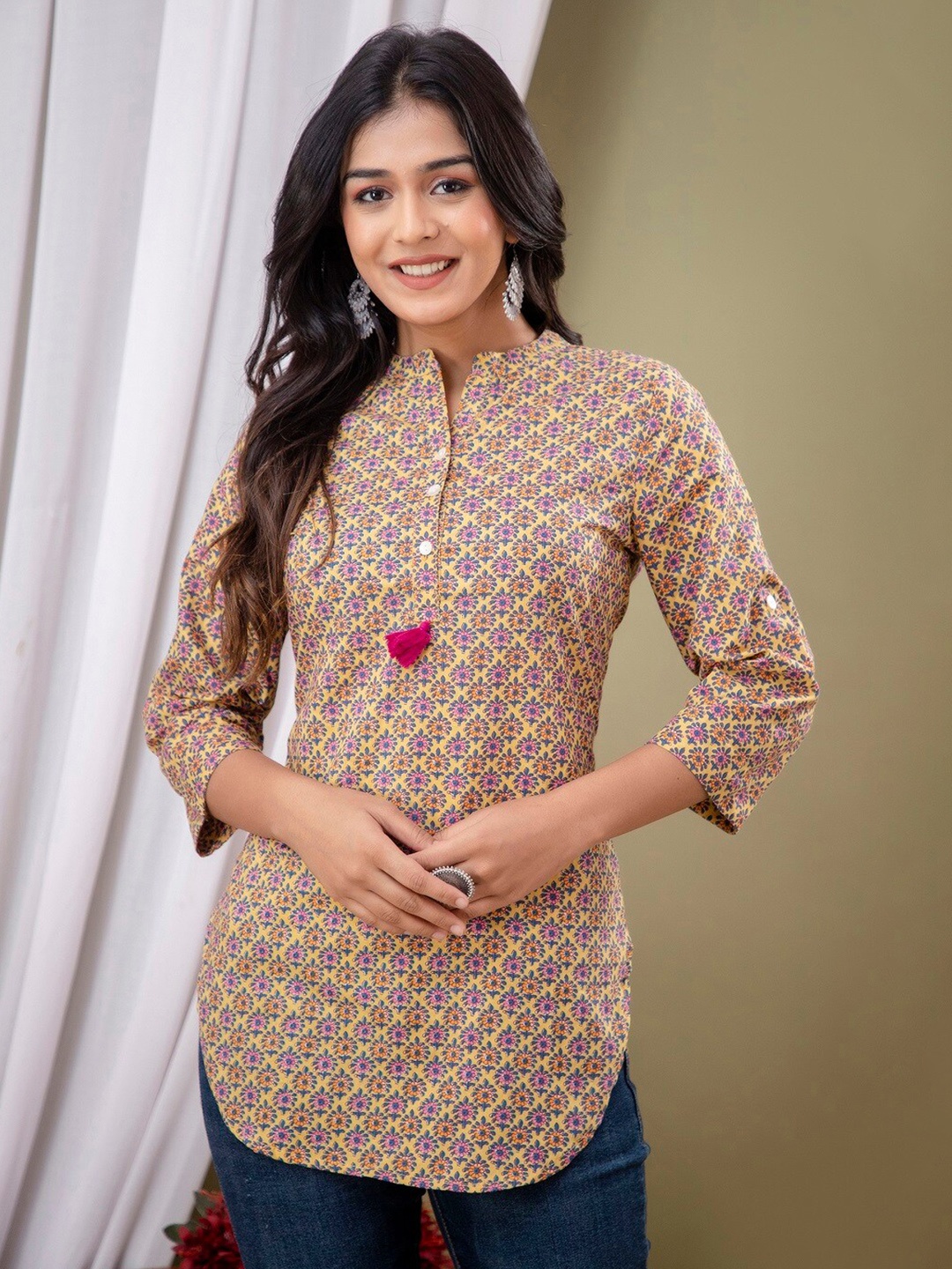 

A&K Floral Print Mandarin Collar Cotton High-Low Top, Yellow