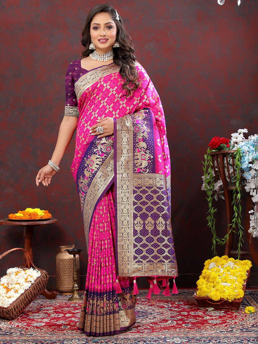 

Mitera Woven Design Zari Woven Design Patola Saree with Tassels, Pink
