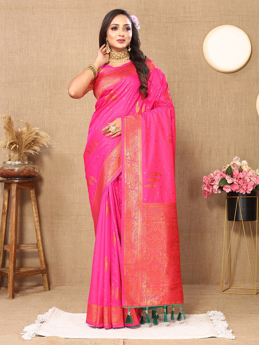 

Mitera Pink & Gold toned Ethnic Motifs Woven Design Zari Silk Blend Banarasi Saree