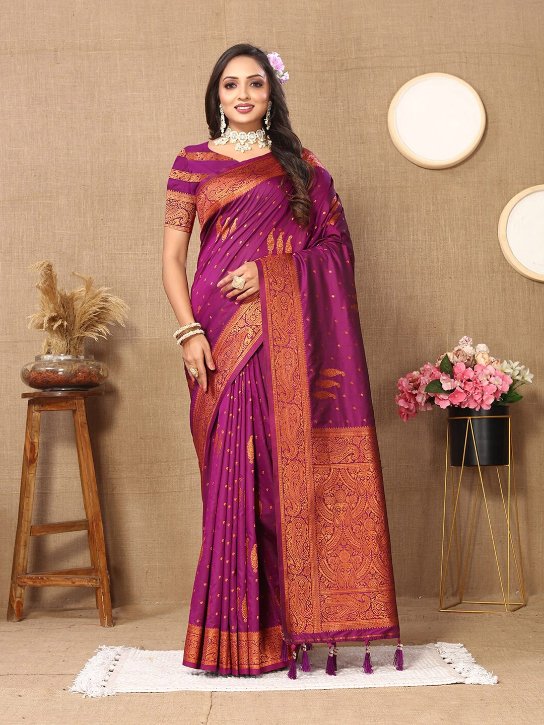 

Mitera Ethnic Motifs Zari Banarasi Saree, Purple