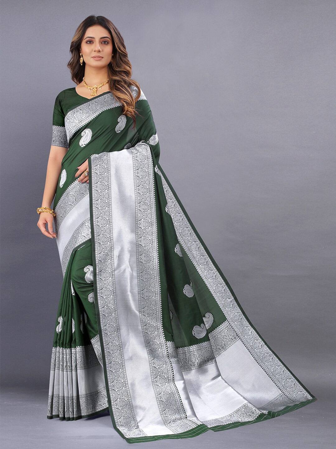 

Mitera Ethnic Motifs Zari Kanjeevaram Saree, Green