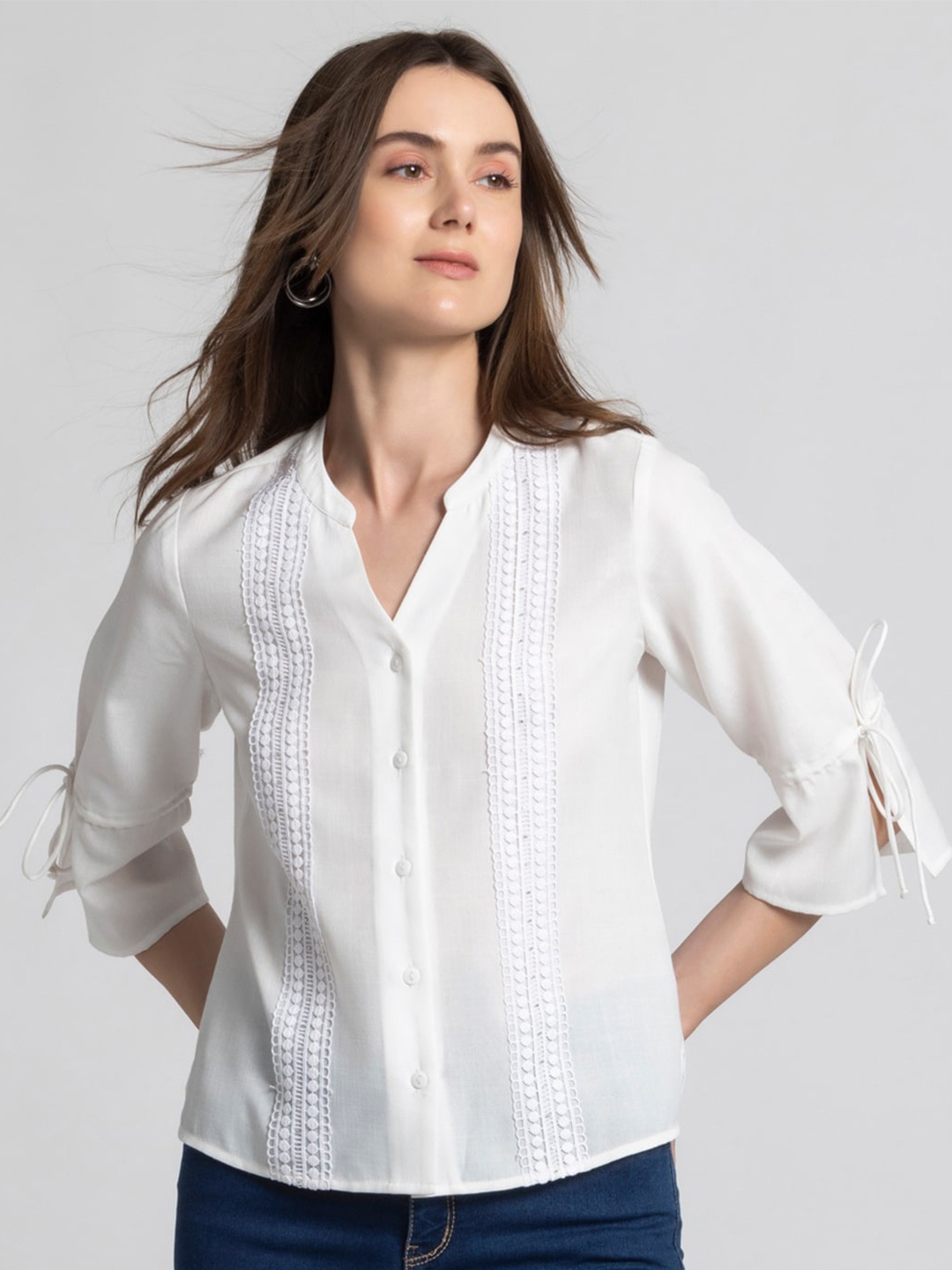 

SHAYE Mandarin Collar Bell Sleeve Shirt Style Top, White