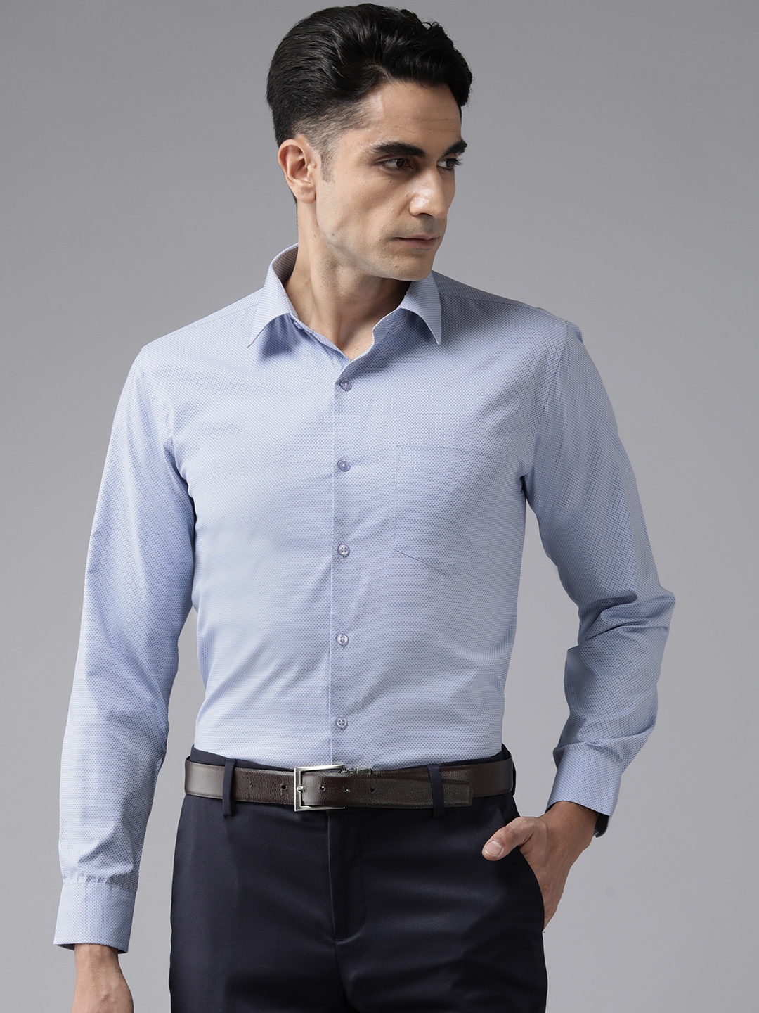 

English Navy Men Standard Slim Fit Opaque Formal Shirt, Blue