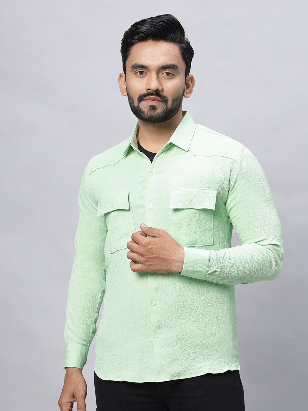 

N AND J Men Relaxed Opaque Casual Shirt, Green