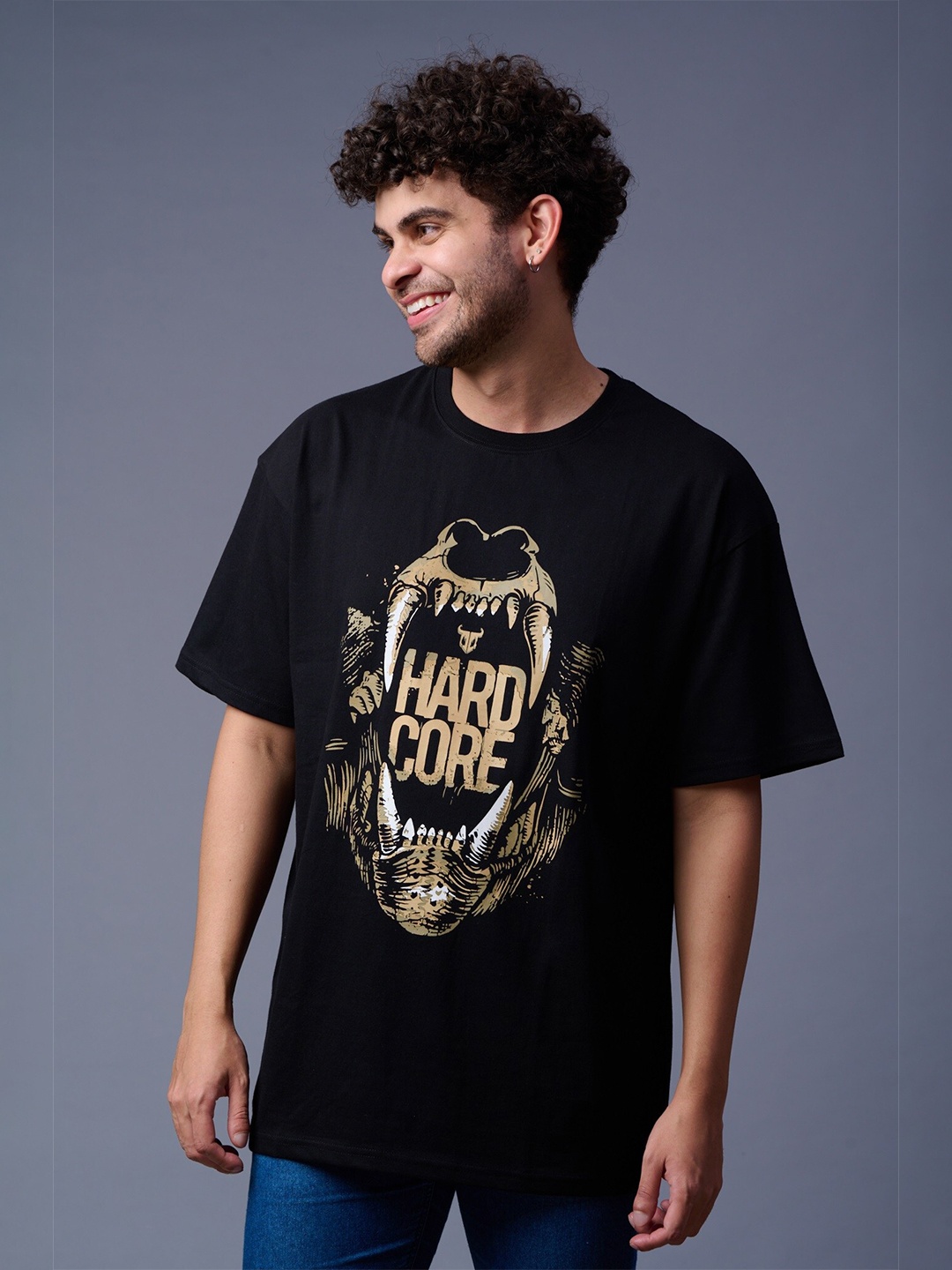 

GO DEVIL Men Typography Printed Drop-Shoulder Sleeves T-shirt, Black