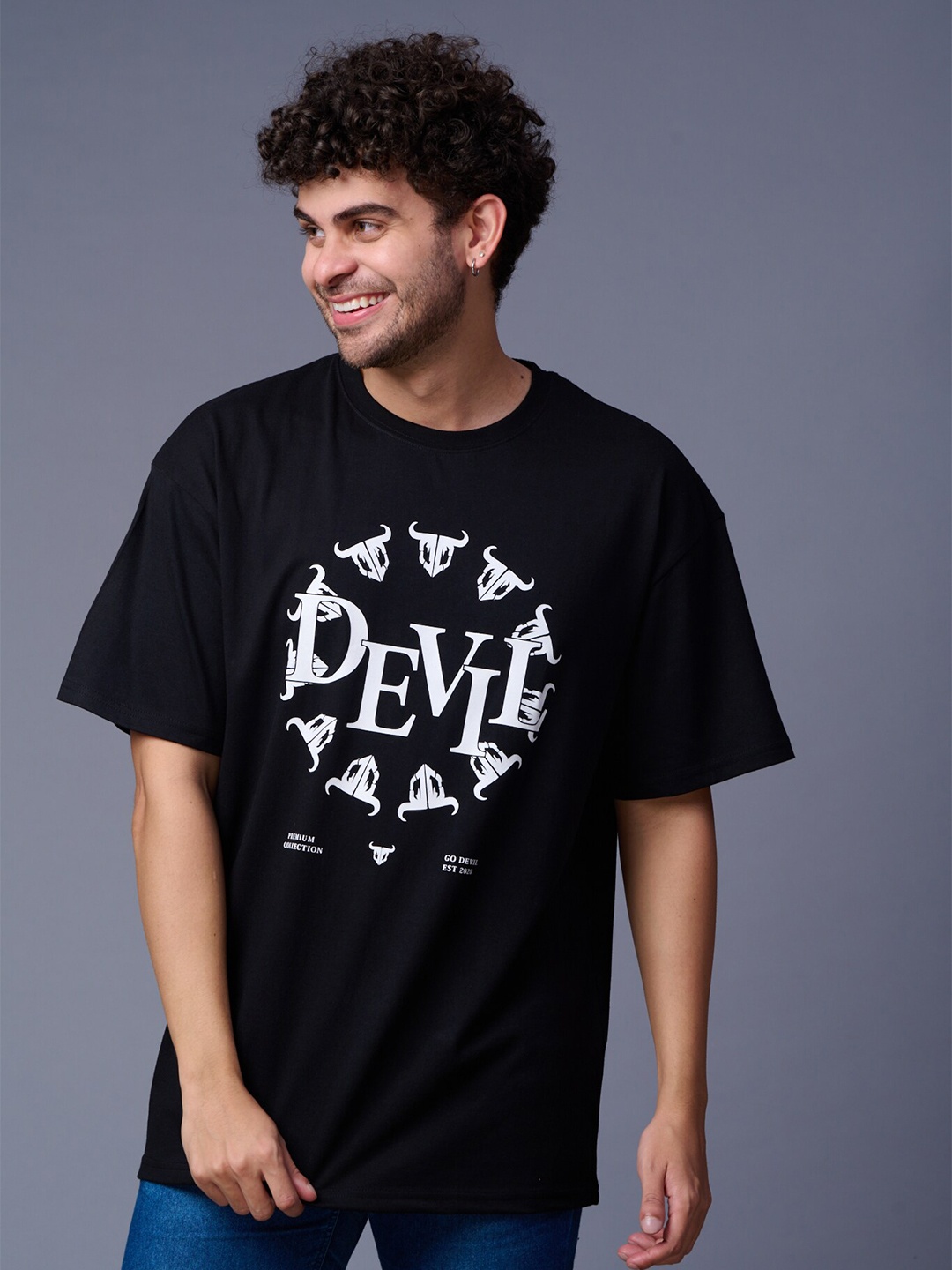 

GO DEVIL Men Printed Drop-Shoulder Sleeves T-shirt, Black