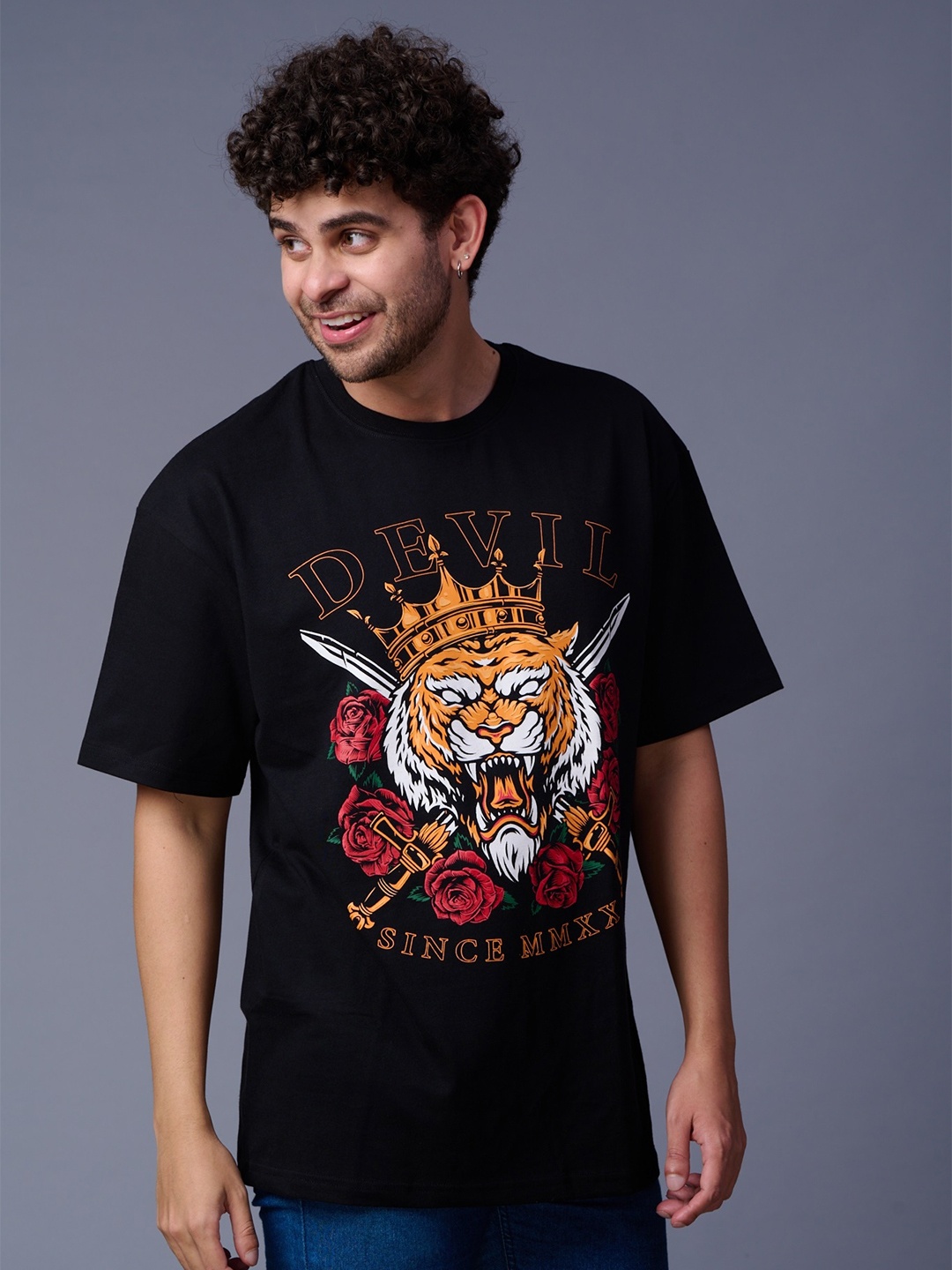 

GO DEVIL Men Graphic Printed T-shirt, Black