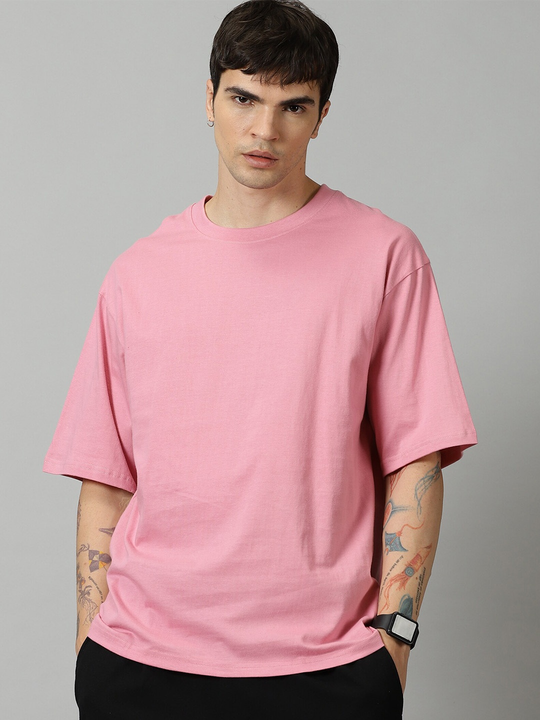 

SLOWLORIS Men High Neck Raw Edge T-shirt, Peach