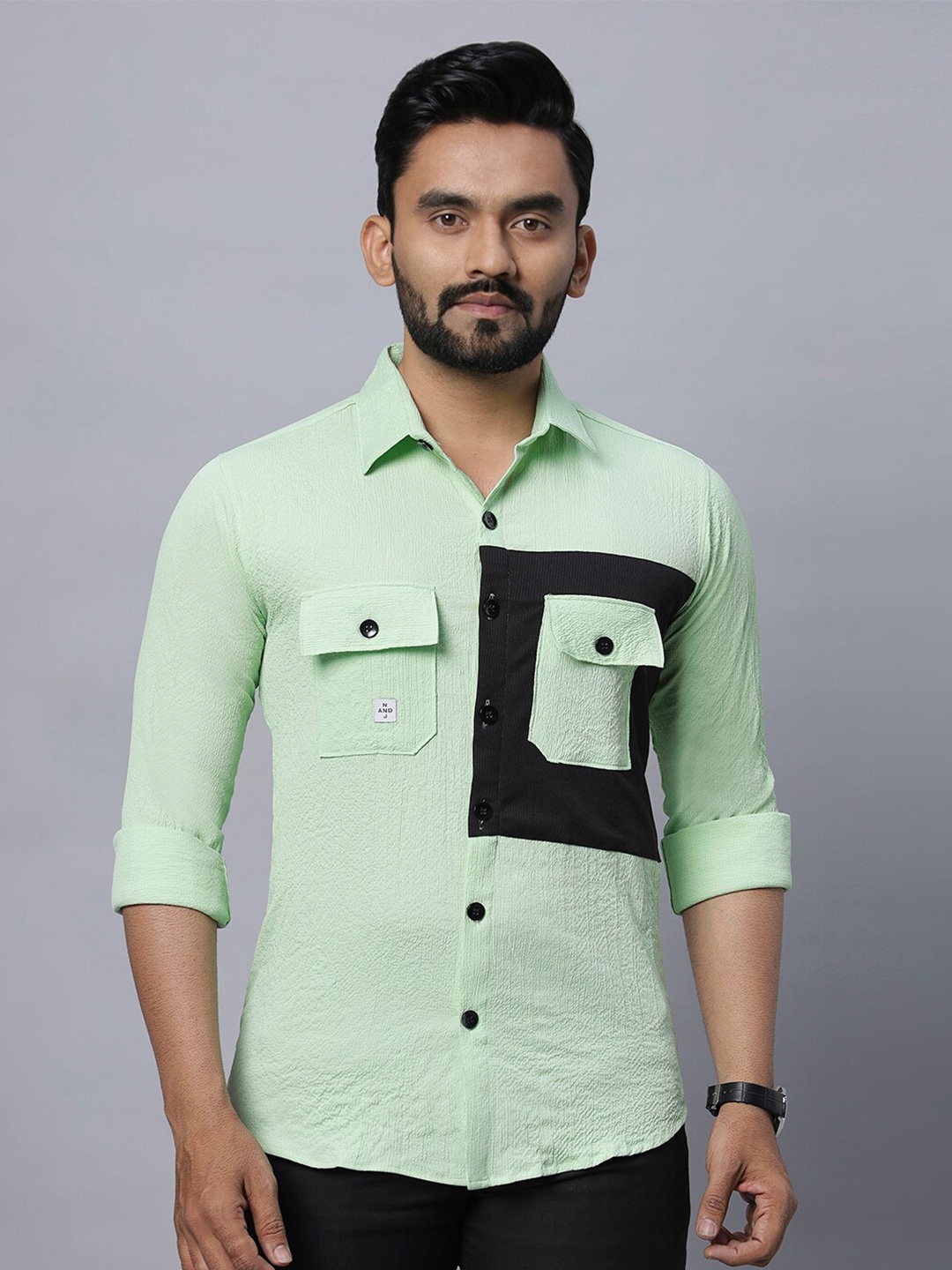 

N AND J Men Relaxed Opaque Printed Casual Shirt, Green