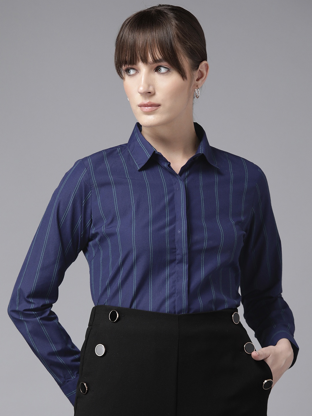

English Navy Standard Striped Wrinkle Free Formal Shirt, Navy blue