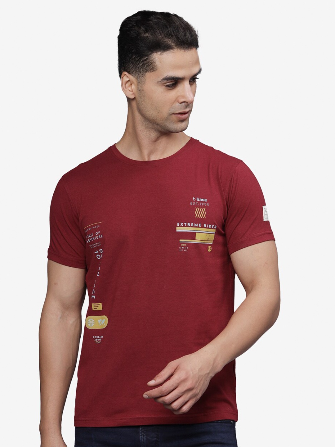 

t-base Men Printed Pockets T-shirt, Maroon
