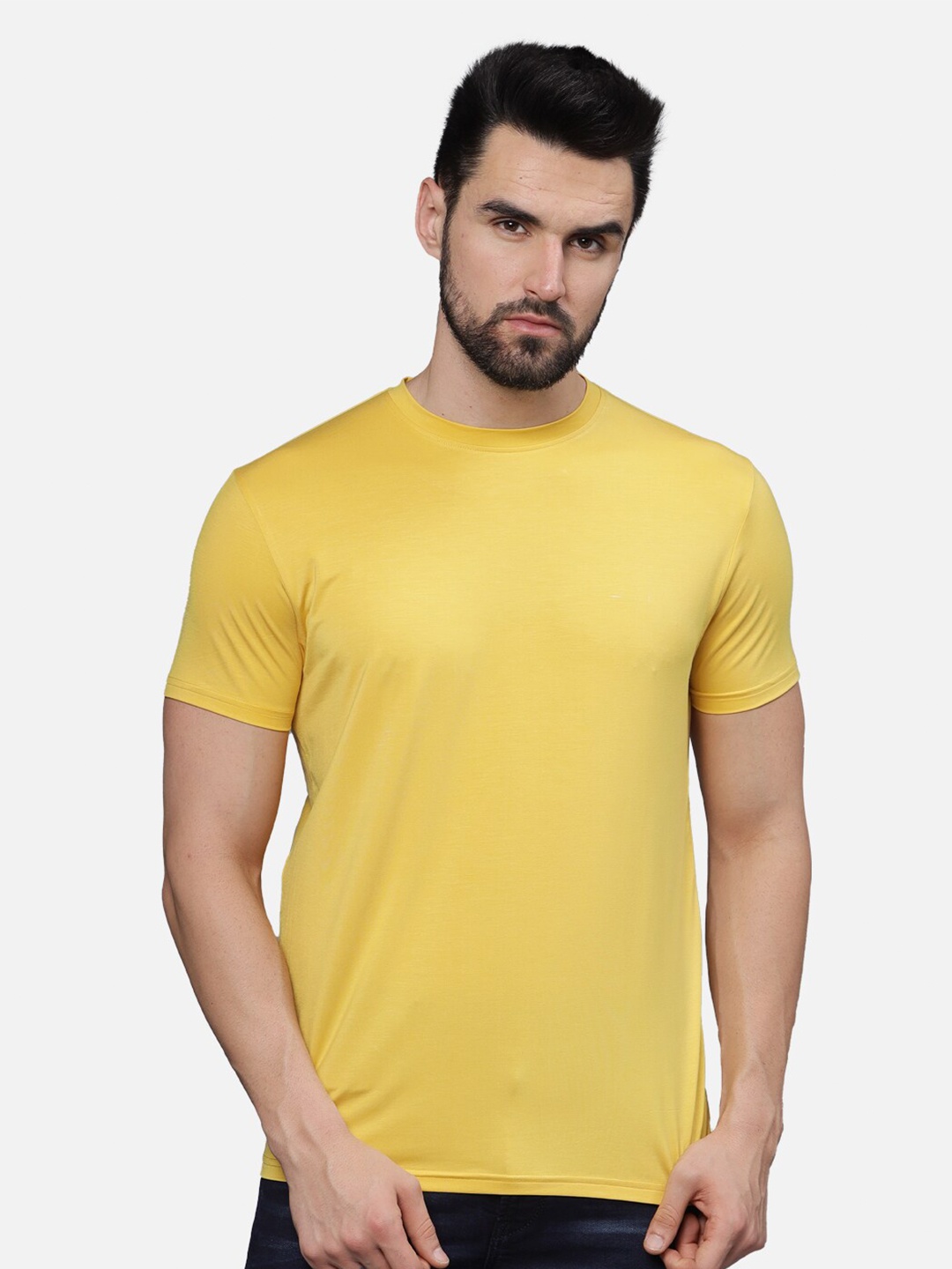 

t-base Men V-Neck Raw Edge T-shirt, Mustard