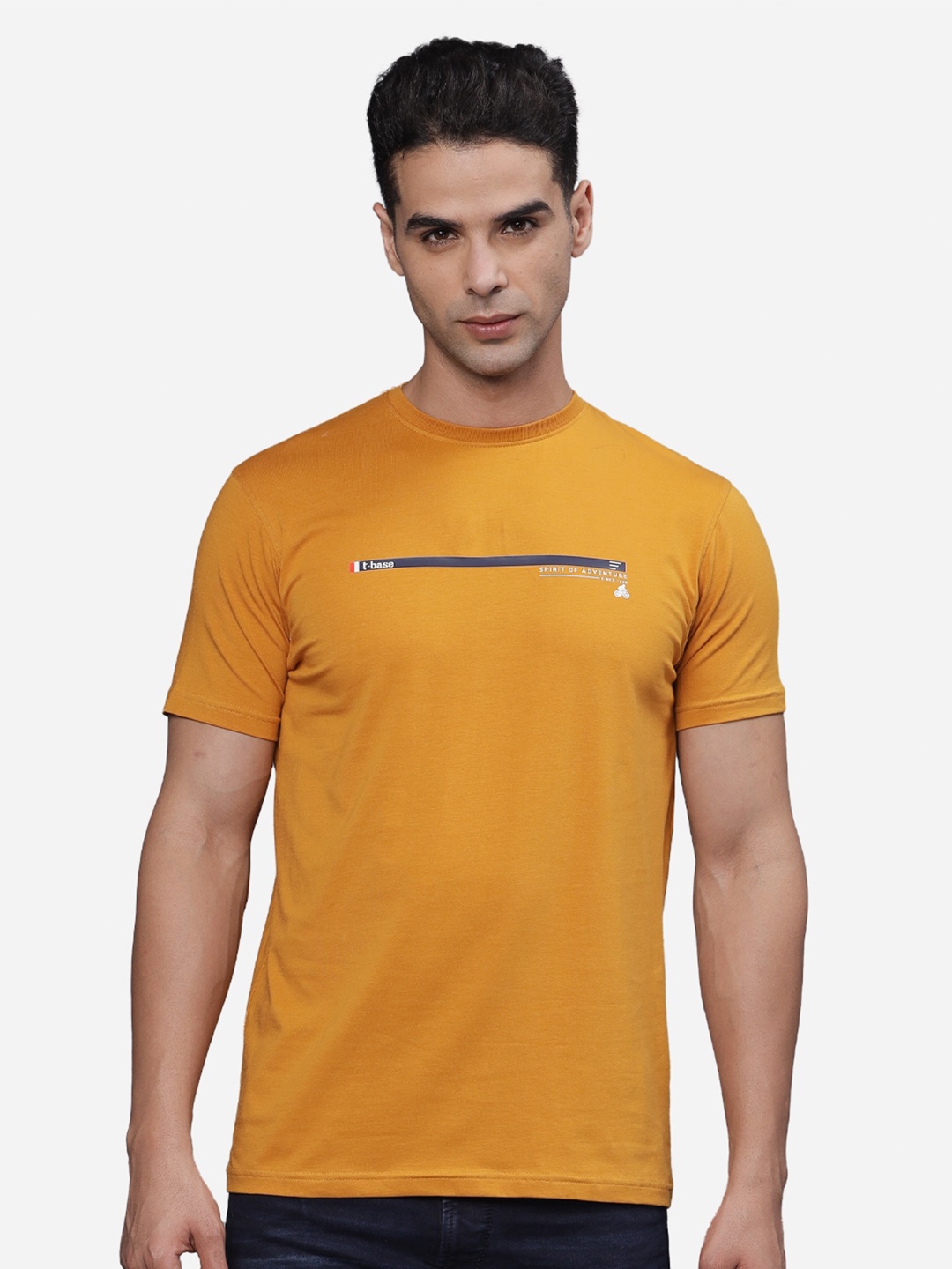

t-base Men Applique T-shirt, Mustard