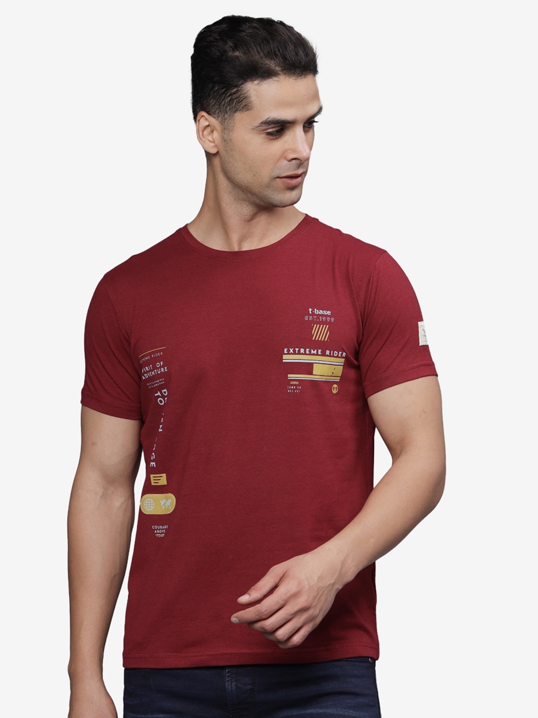 

t-base Men Printed Pockets T-shirt, Maroon