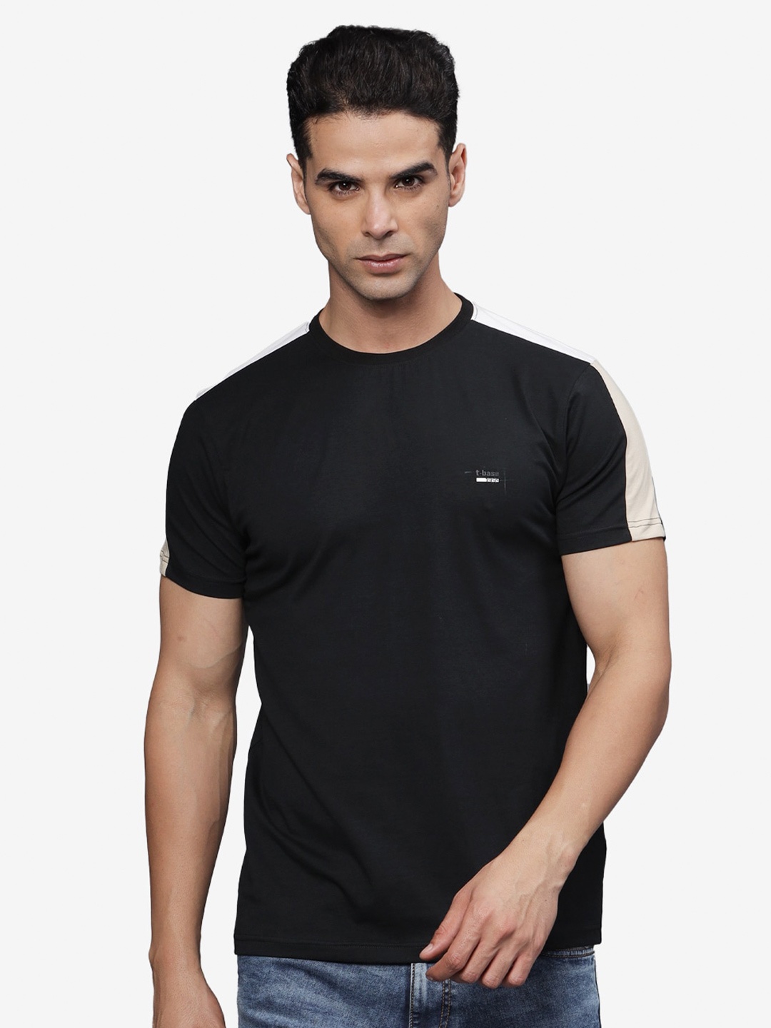 

t-base Men Pockets T-shirt, Black