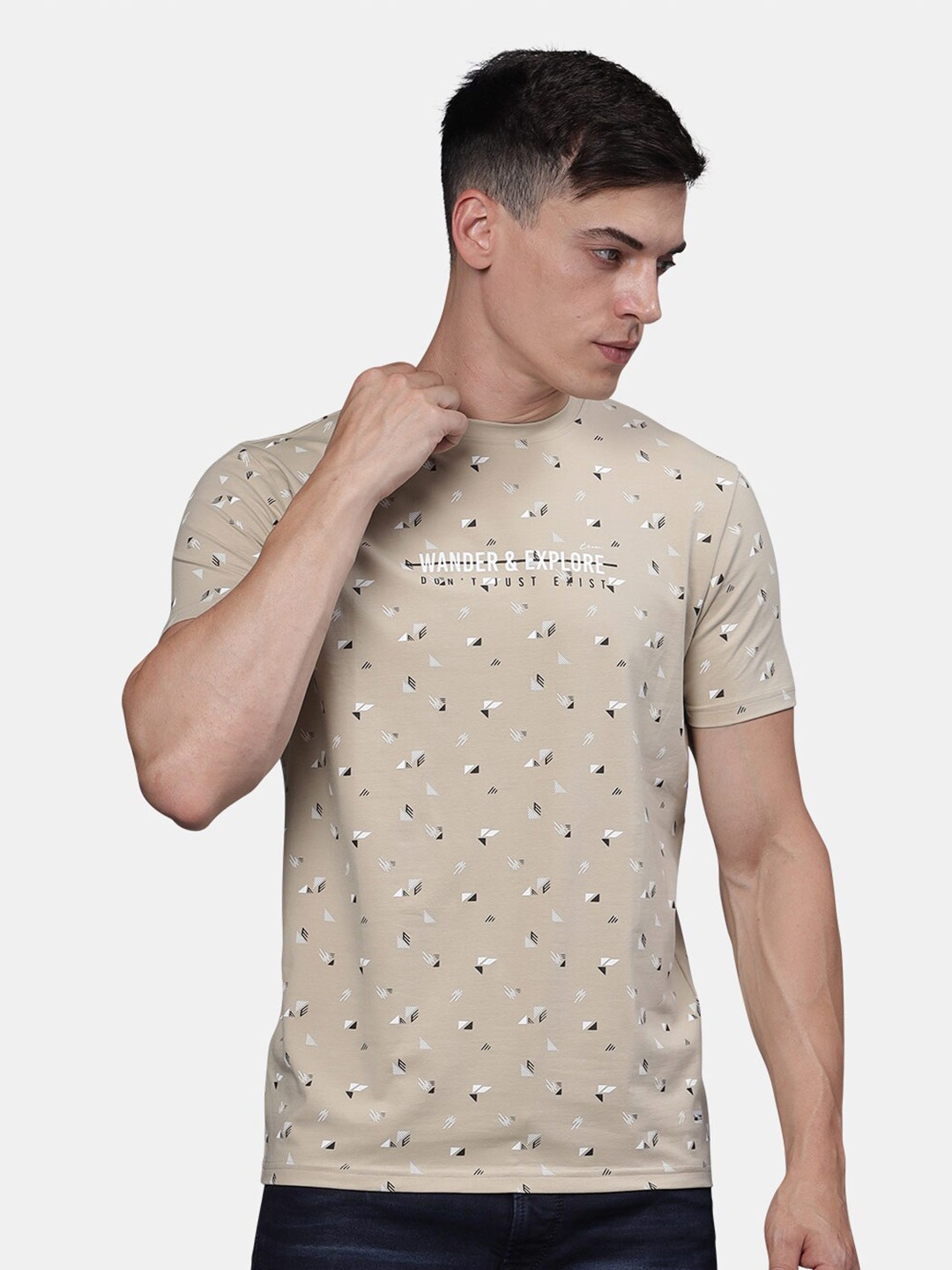 

t-base Printed Round Neck Short Sleeves Regular Fit T-shirt, Beige