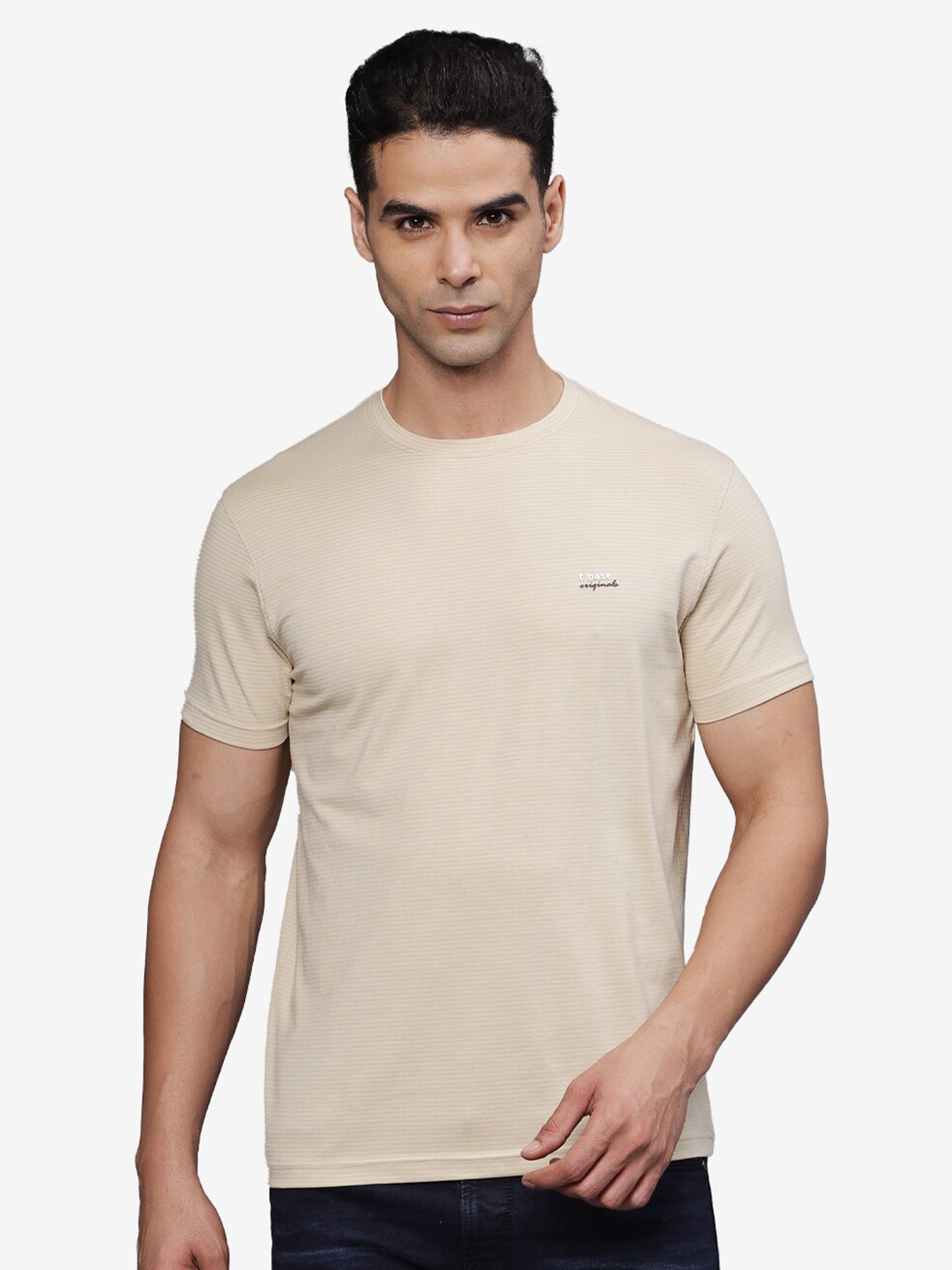 

t-base Men Pockets T-shirt, Beige