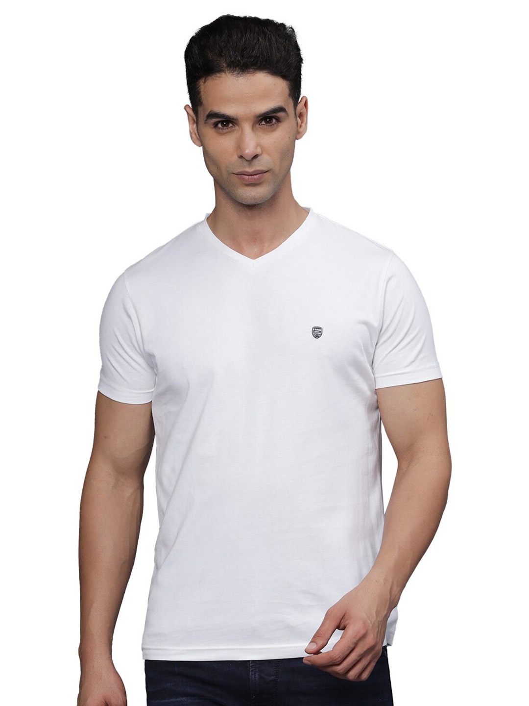 

t-base Men V-Neck T-shirt, White