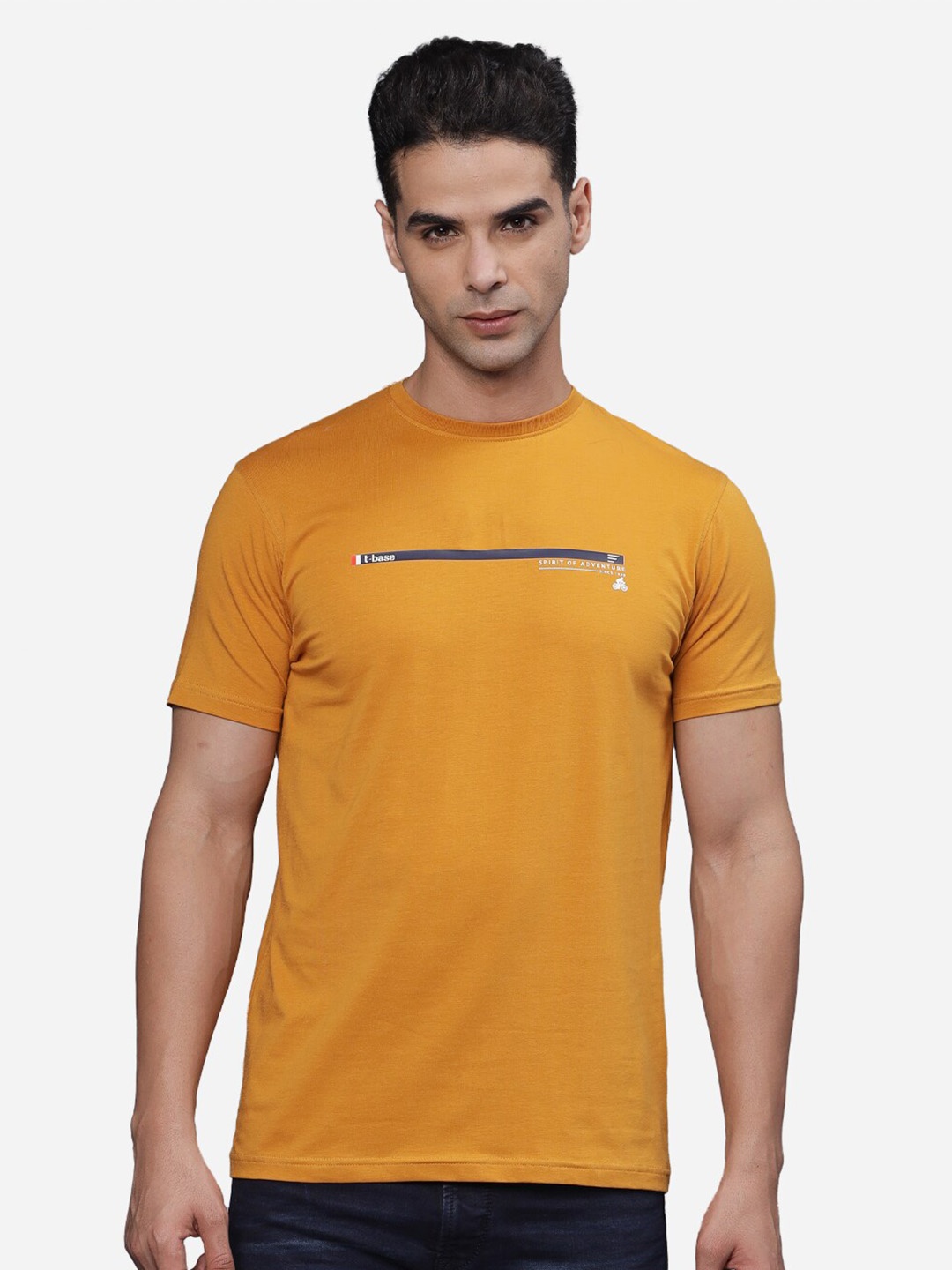 

t-base Men Applique T-shirt, Mustard