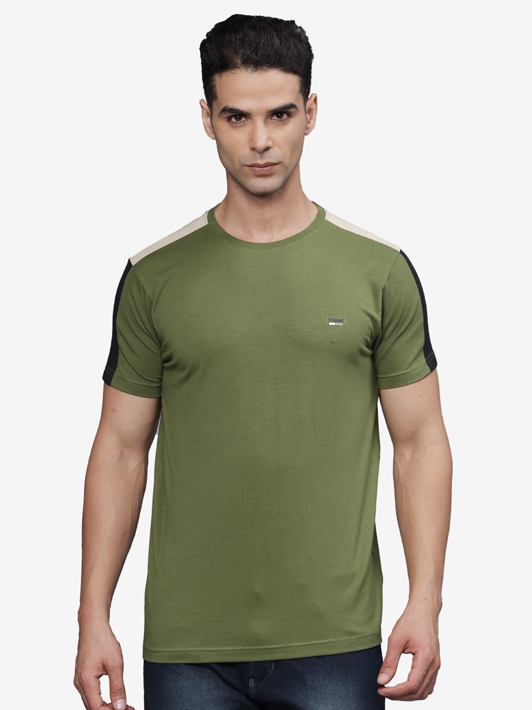 

t-base Men Cut Outs T-shirt, Olive