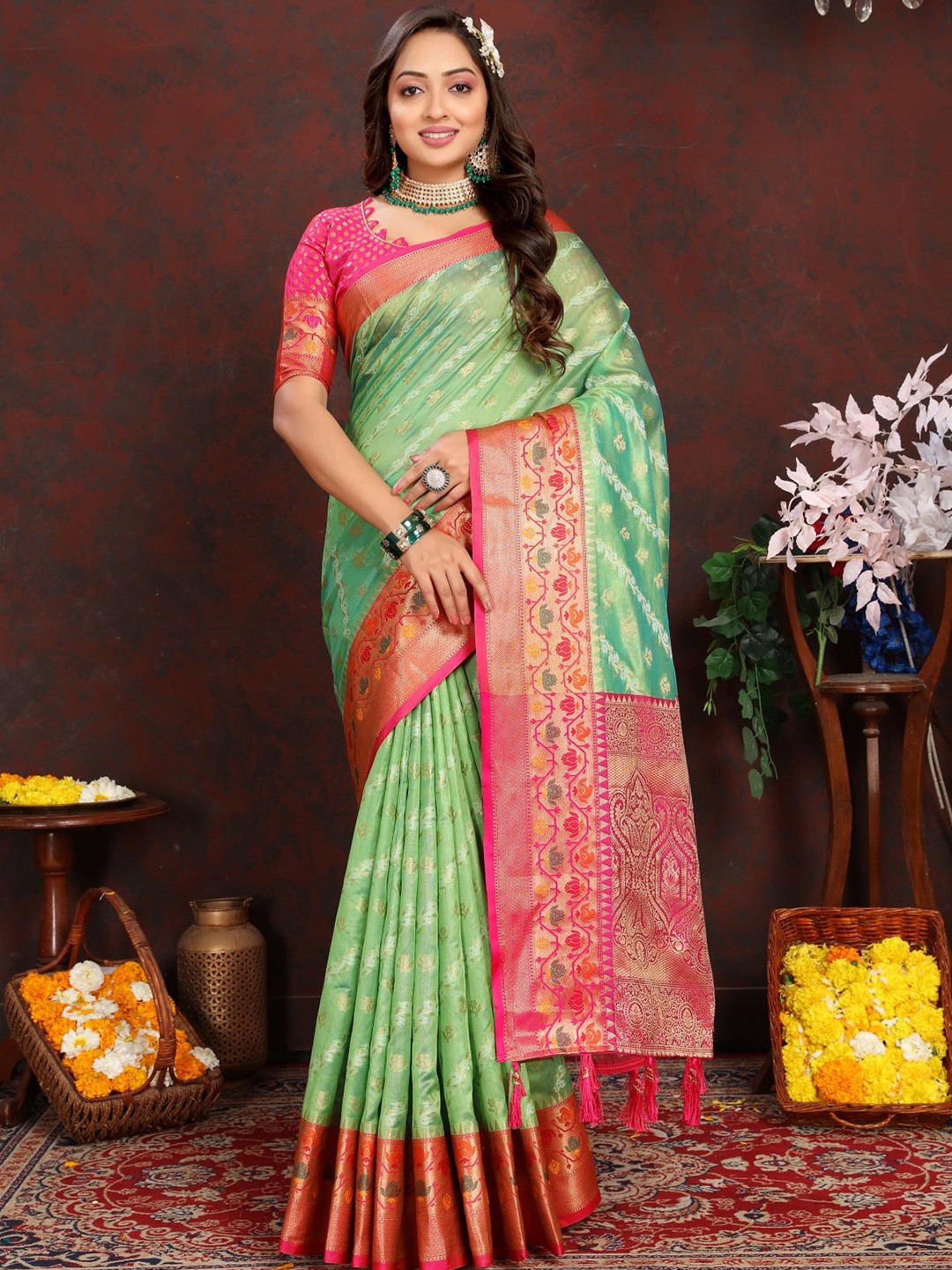 

PATIALAPICKS Ethnic Motifs Woven Design Zari Organza Silk Paithani Saree, Green