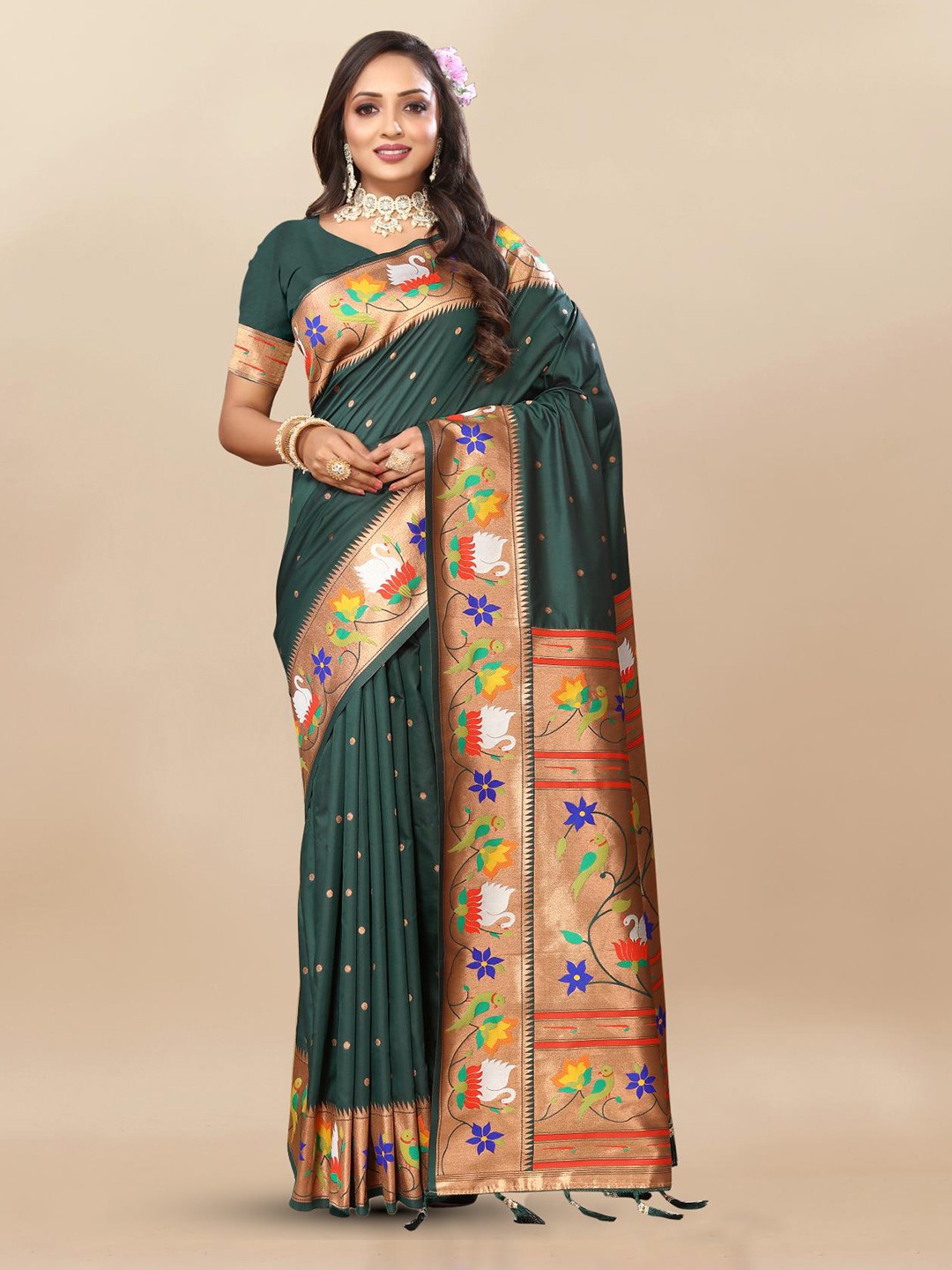 

PATIALAPICKS Woven Design Pure Silk Paithani Saree, Green