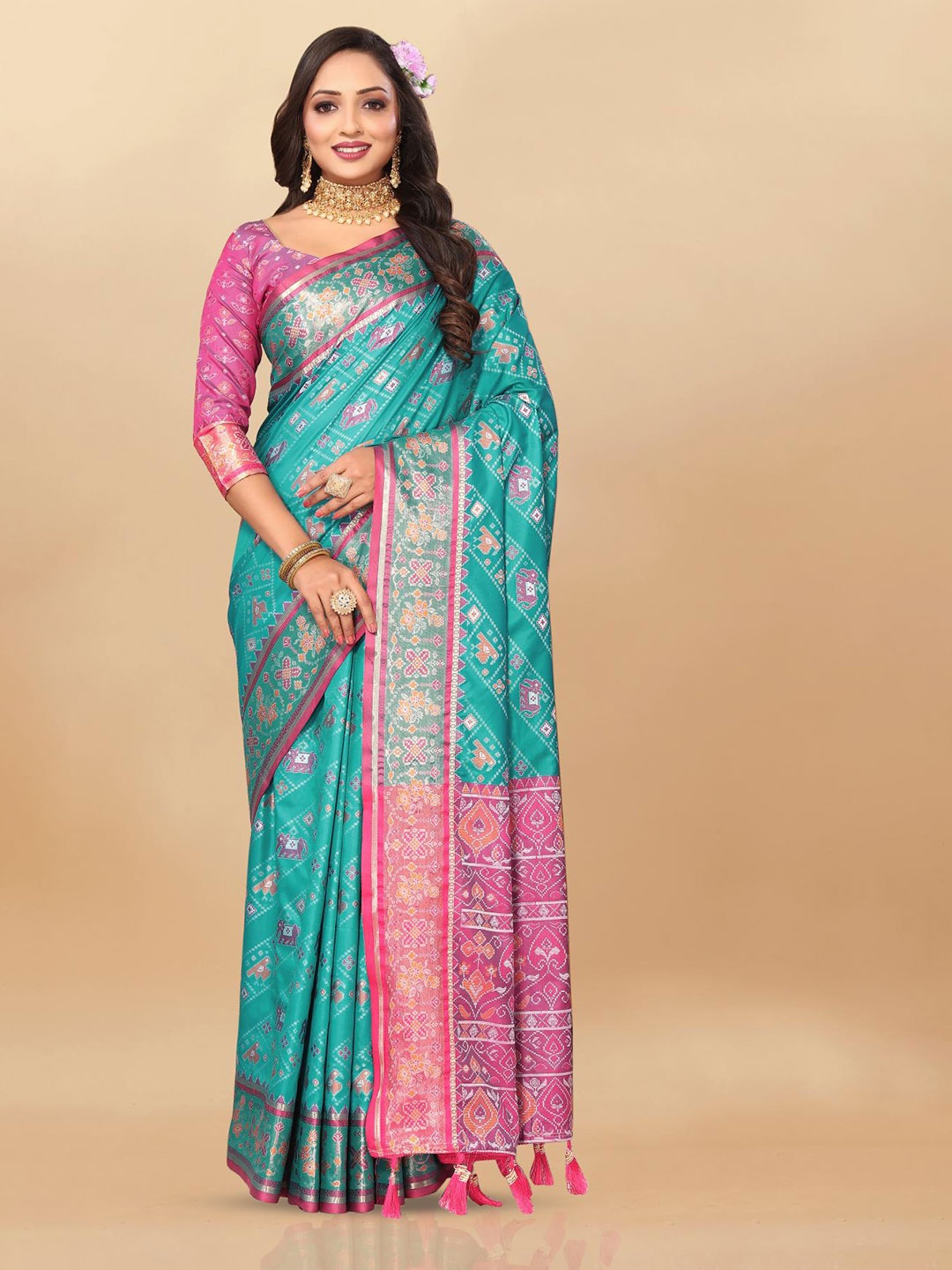 

PATIALAPICKS Woven Design Zari Pure Silk Patola Saree, Sea green