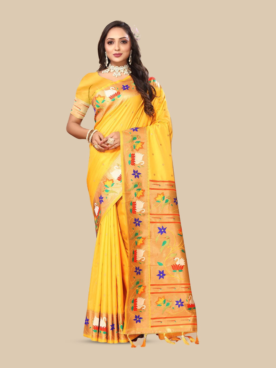 

PATIALAPICKS Floral Woven Design Pure Silk Paithani Saree, Yellow