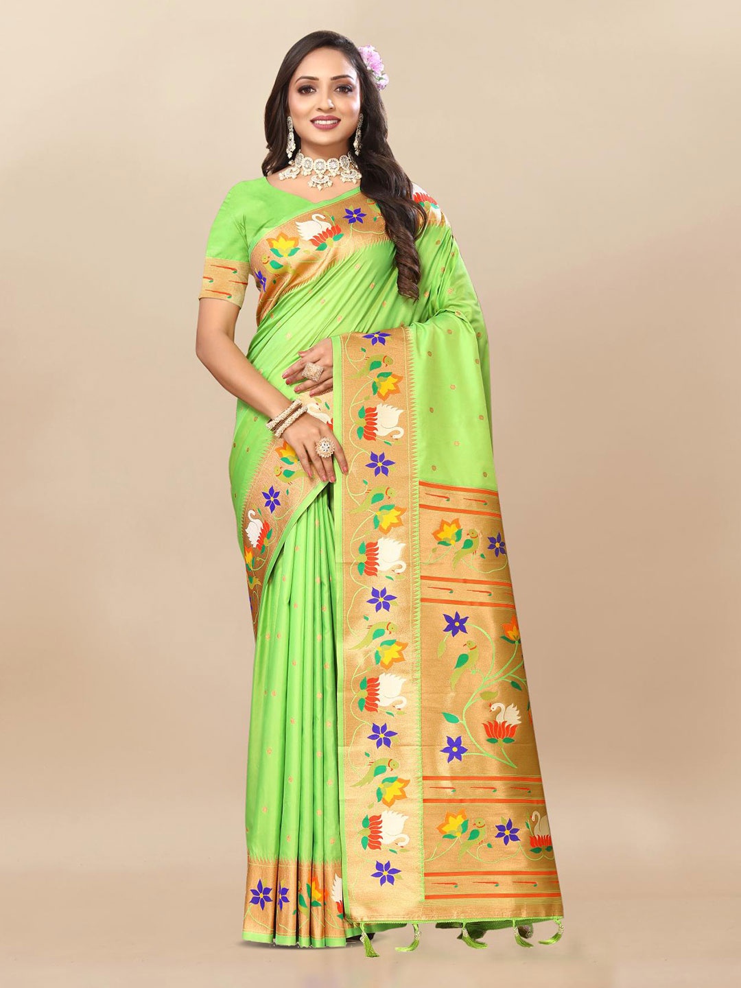 

PATIALAPICKS Woven Design Zari Pure Silk Paithani Saree, Green