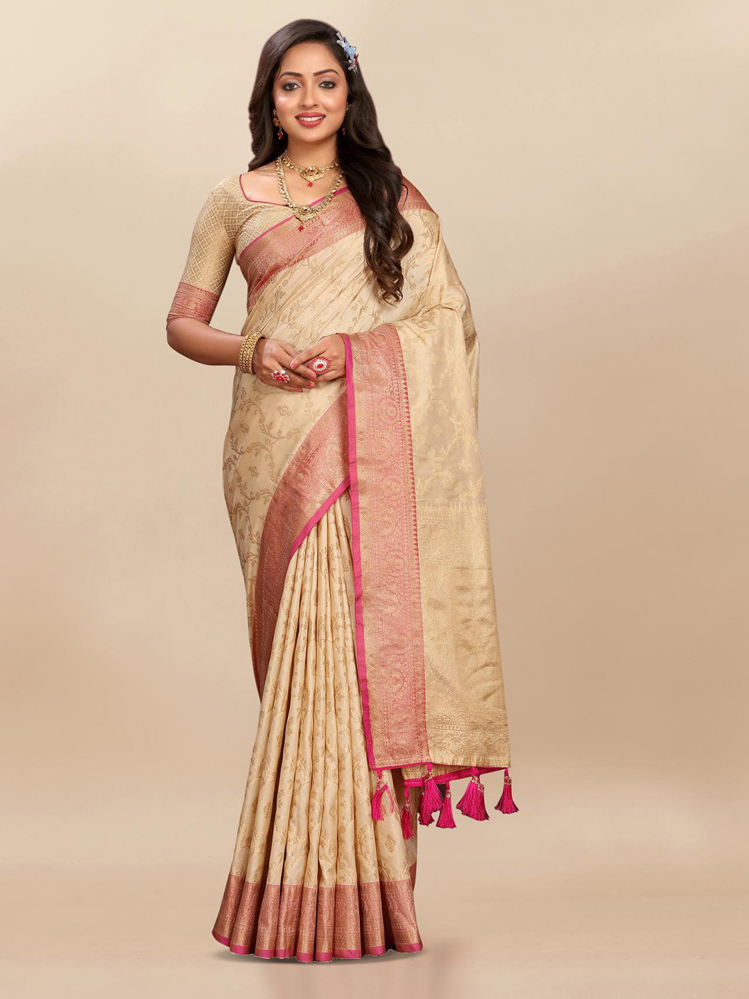 

PATIALAPICKS Floral Zari Pure Silk Paithani Saree, Cream