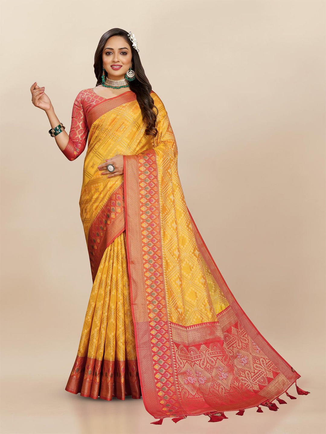 

PATIALAPICKS Ethnic Woven Design Zari Organza Paithani Saree, Yellow