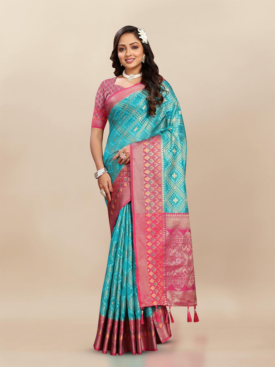 

PATIALAPICKS Ethnic Motifs Woven Design Zari Orange Silk Paithani Saree, Sea green