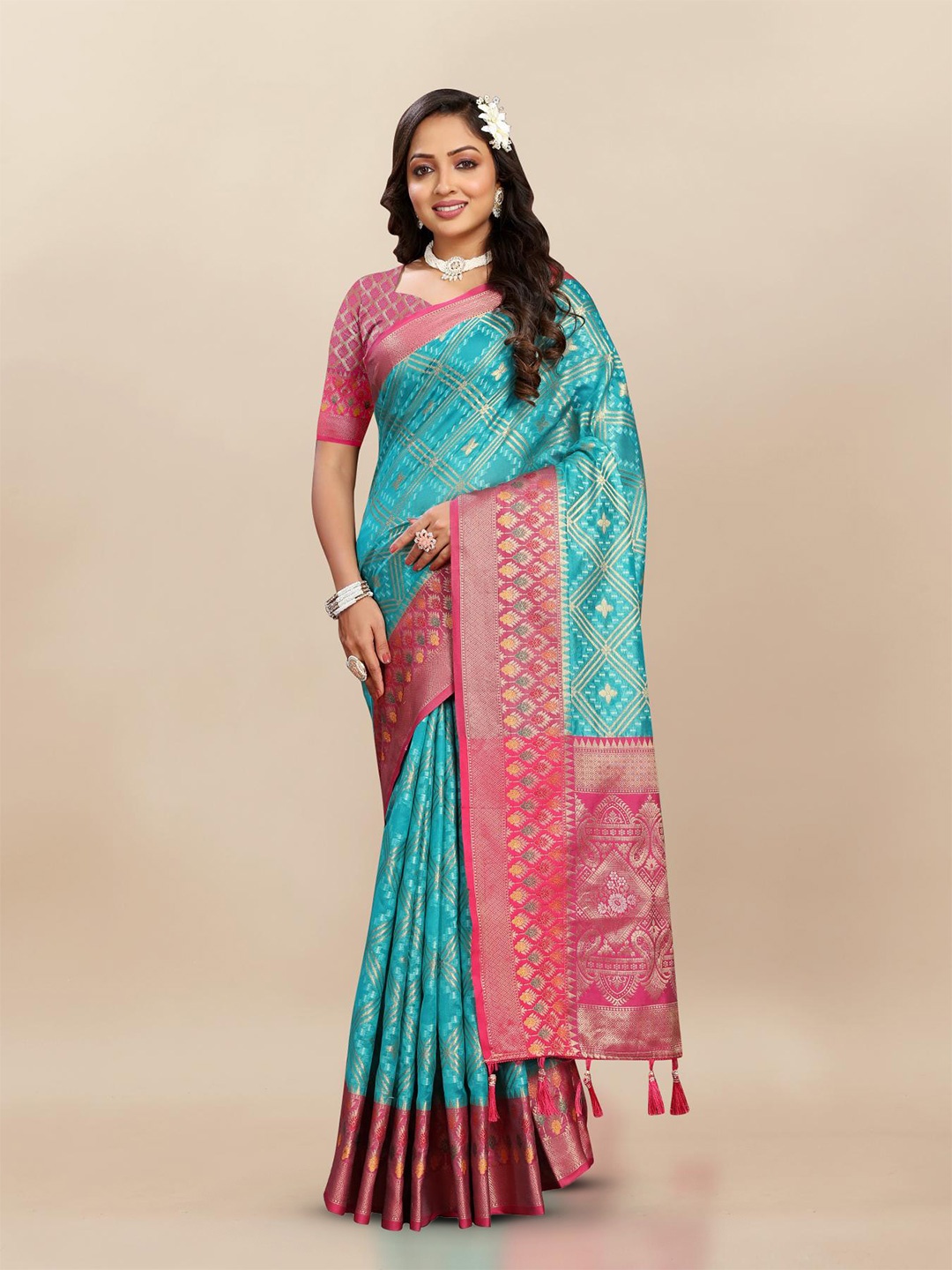 

PATIALAPICKS Woven Design Zari Organza Paithani Saree, Sea green