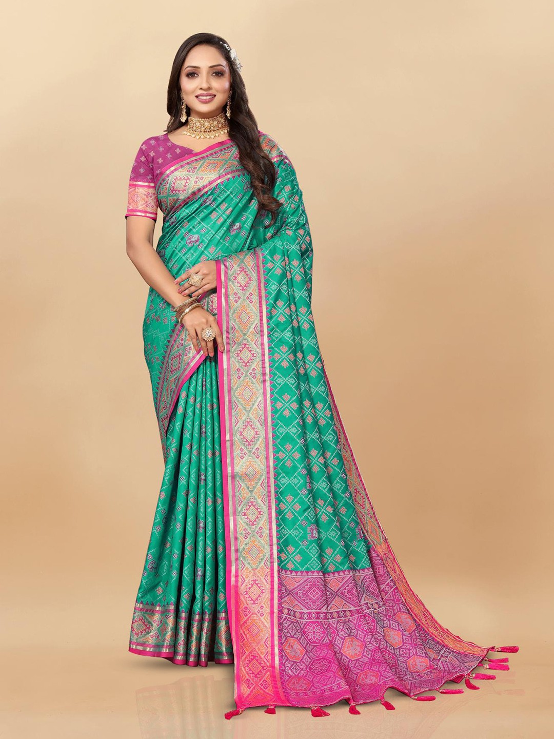 

PATIALAPICKS Zari Pure Silk Patola Saree, Sea green