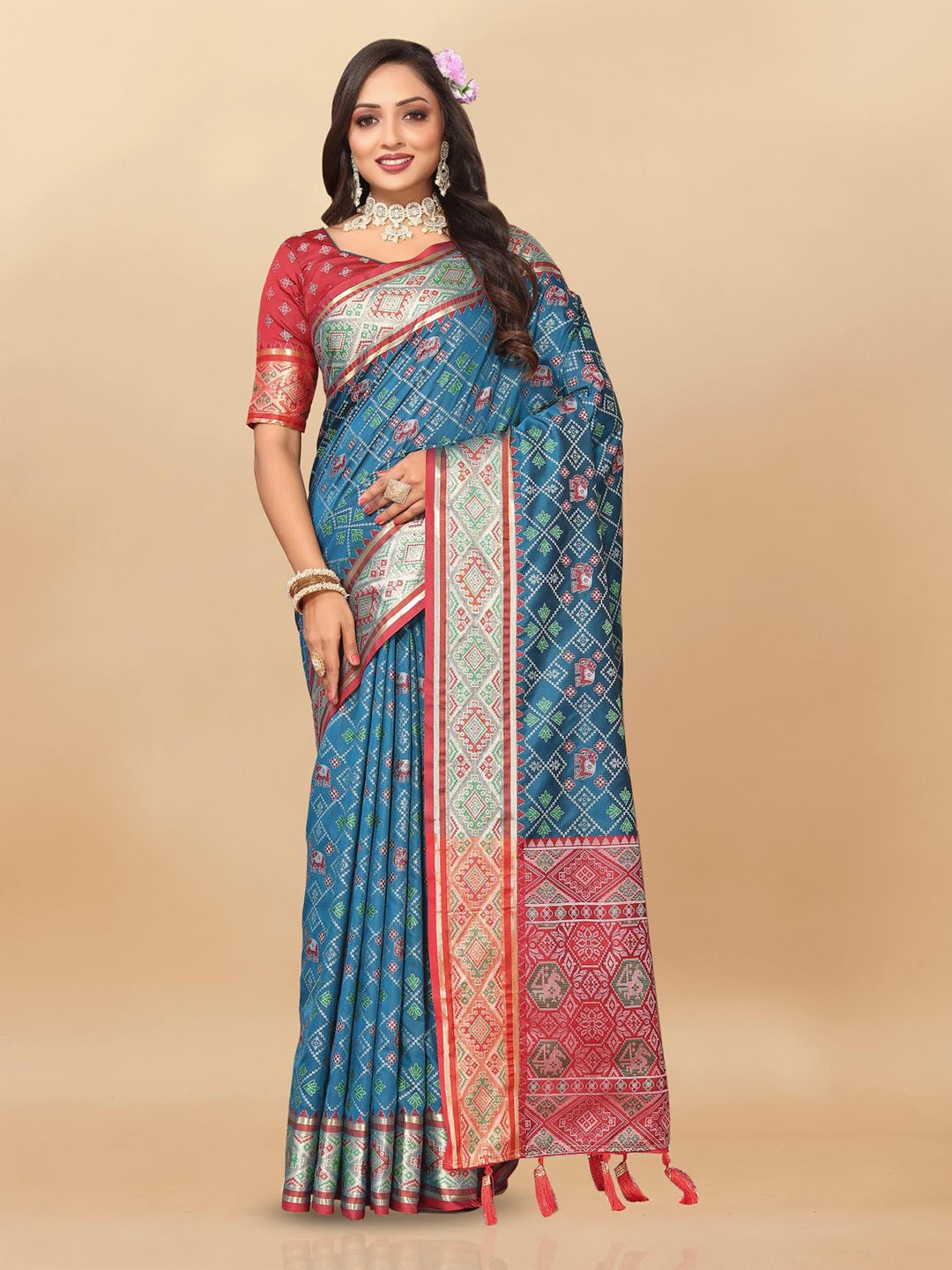 

PATIALAPICKS Ethnic Motifs Woven Design Zari Pure Silk Patola Saree, Navy blue