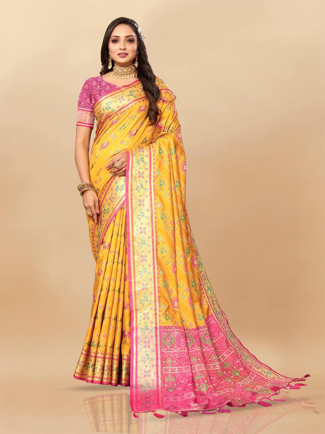

PATIALAPICKS Woven Design Zari Pure Silk Patola Saree, Yellow
