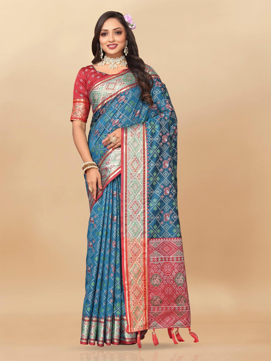 

PATIALAPICKS Ethnic Motifs Woven Design Zari Pure Silk Patola Saree, Navy blue