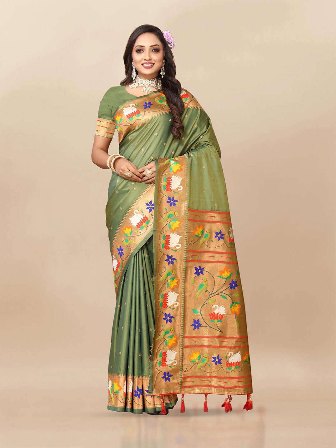

PATIALAPICKS Floral Woven Design Zari Pure Silk Paithani Saree, Green