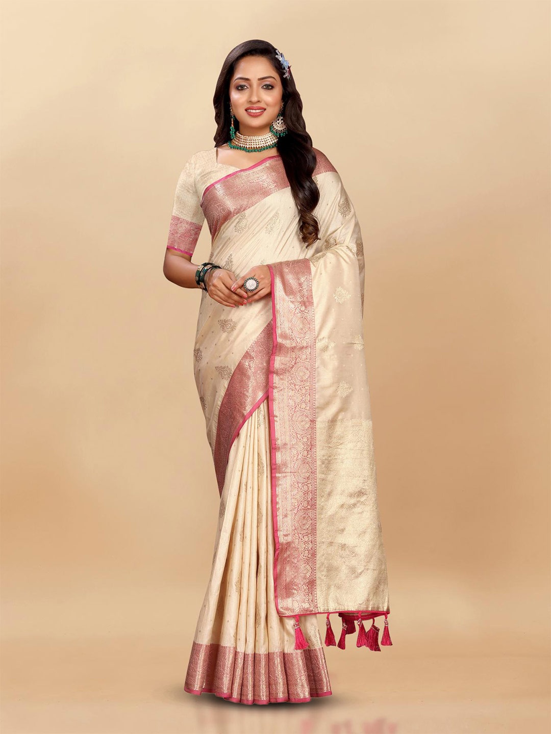

PATIALAPICKS Floral Woven Design Zari Pure Silk Paithani Saree, Cream