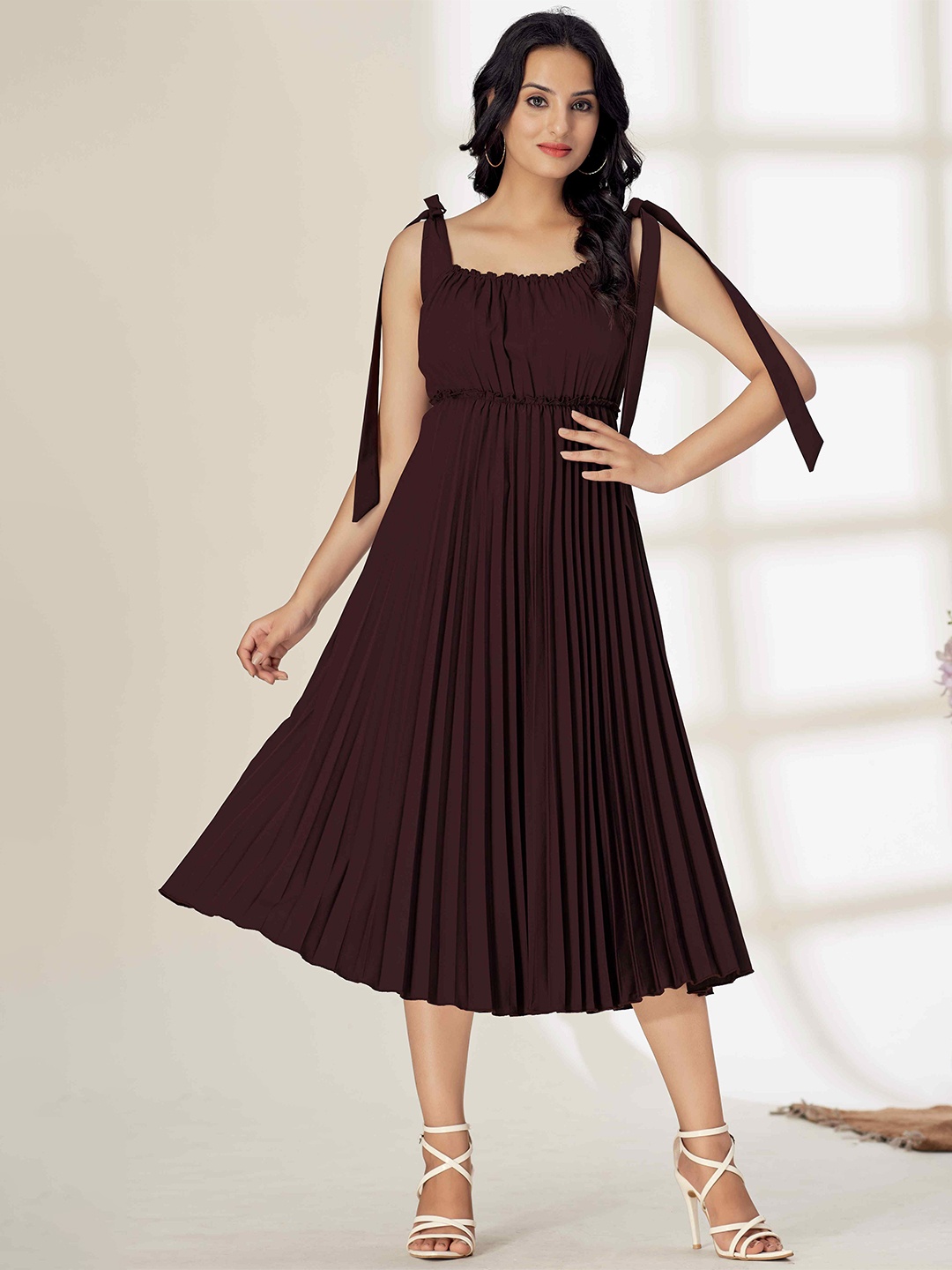 

TextileNow Pleated Shoulder Tie-ups Dress, Brown