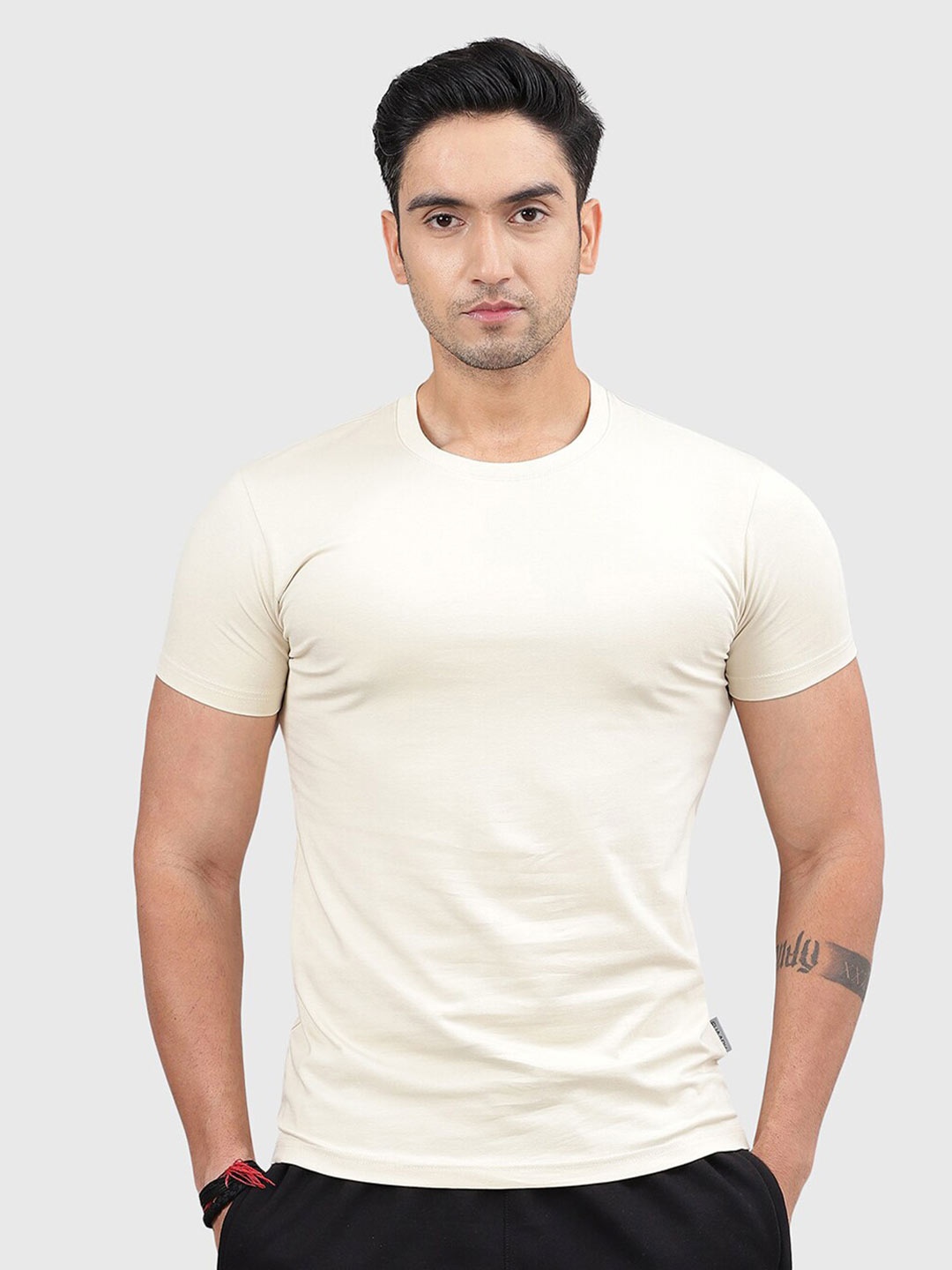 

FUAARK Round Neck Short Sleeves Moisture Wicking Slim Fit Cotton T-shirt, Beige