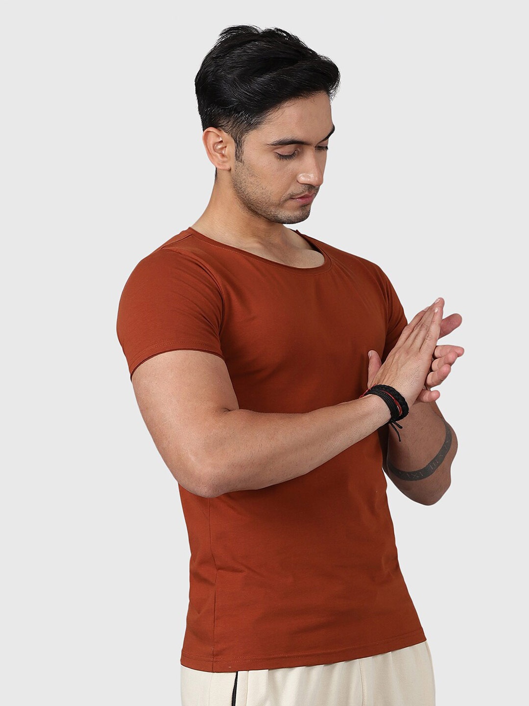 

FUAARK Round Neck Anti Odour Cotton Slim Fit T-shirt, Brown