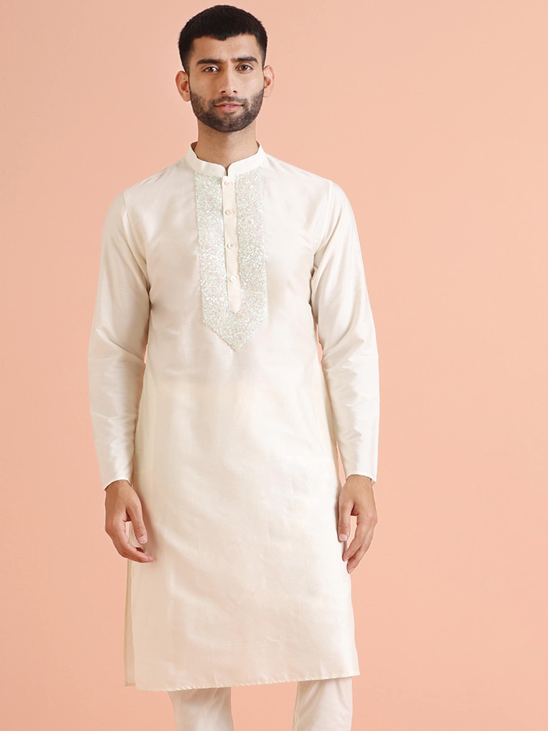 

KISAH Men Embellished Zari Regular Fit Kurta, Off white