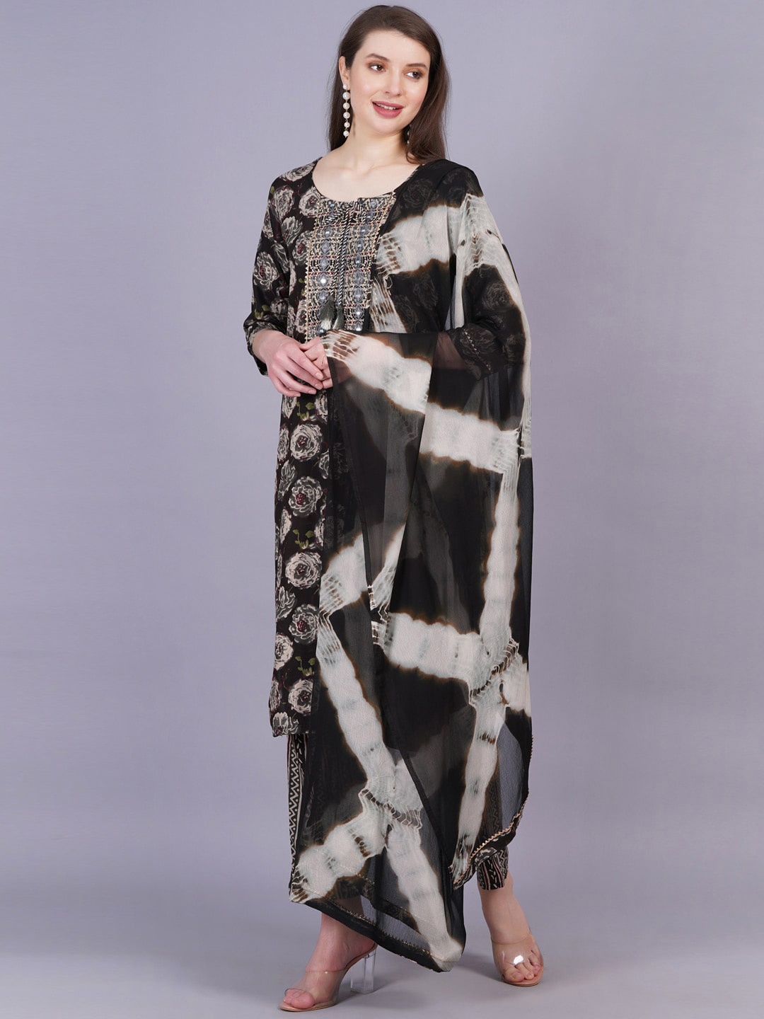 

JC4U Ethnic Motifs Printed Round Neck Straight Kurta with Trousers & Dupatta, Black