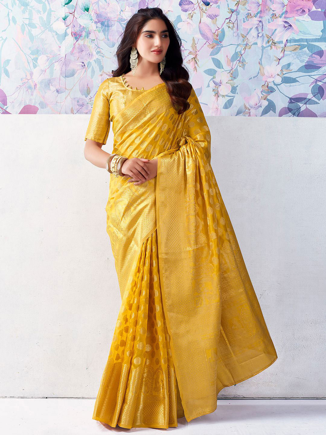 

Mitera Ethnic Motifs Zari Organza Banarasi Saree, Yellow