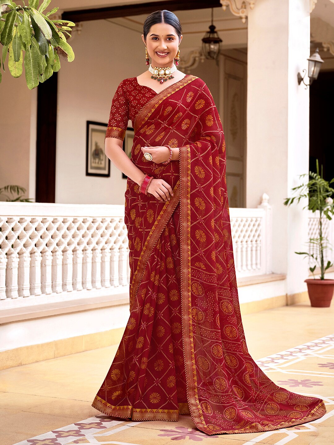 

Mitera Bandhani Pure Chiffon Bandhani Saree, Red